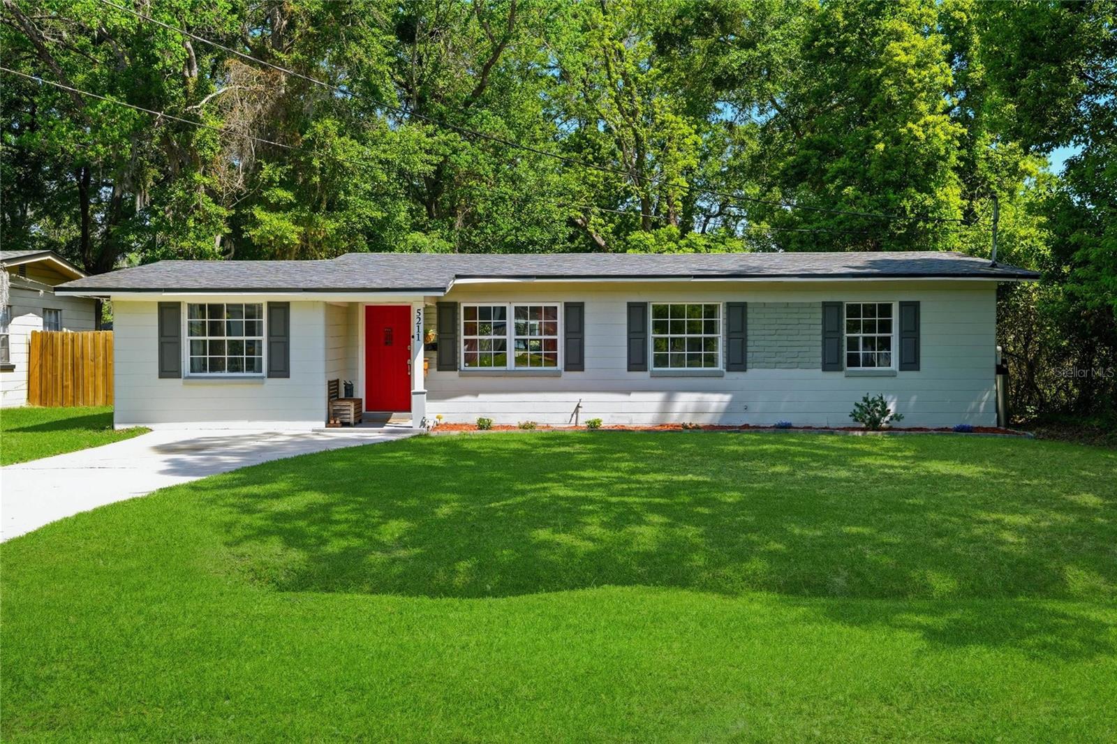 Photo of 5211 GLENWOOD AVENUE JACKSONVILLE FL 32205