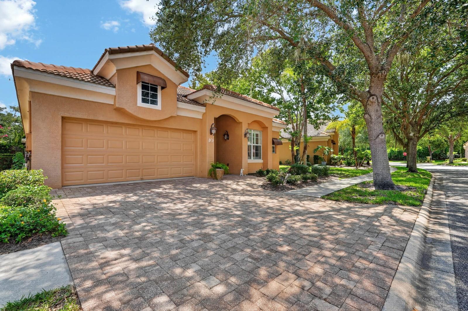 Photo of 10 LAKESIDE WAY PALM COAST FL 32137
