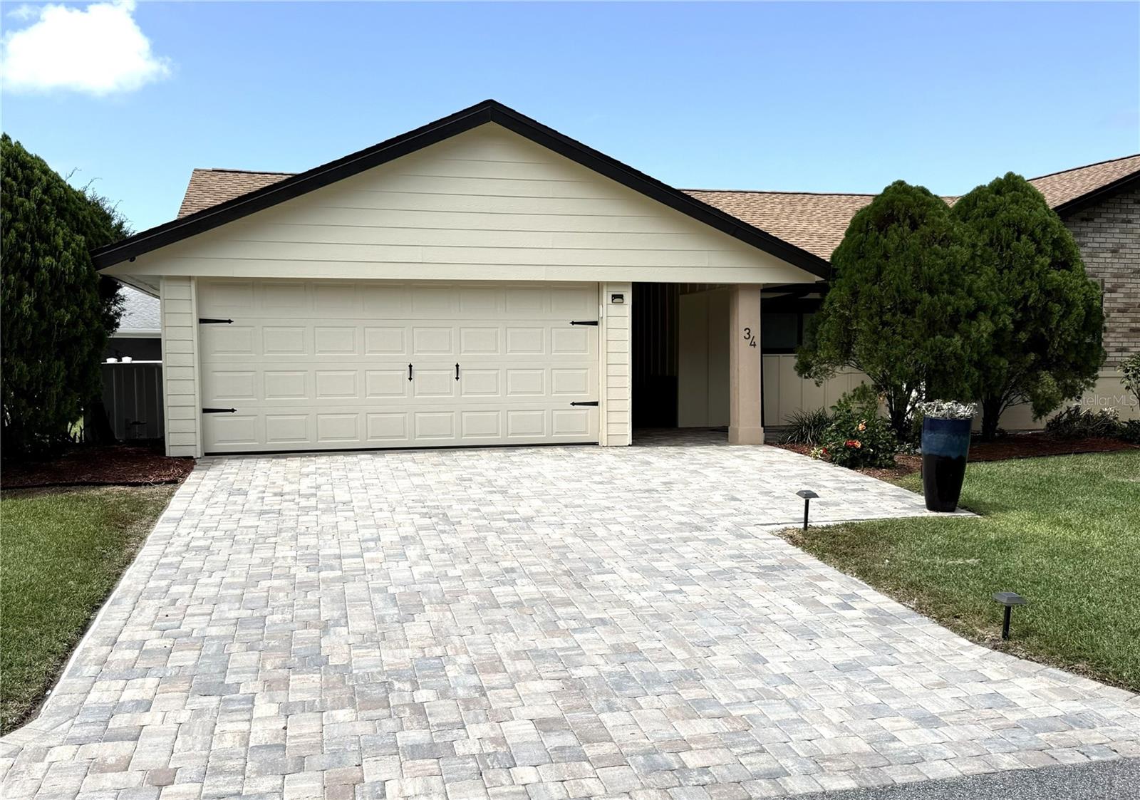 Photo of 34 LAKE FAIRGREEN CIRCLE NEW SMYRNA BEACH FL 32168