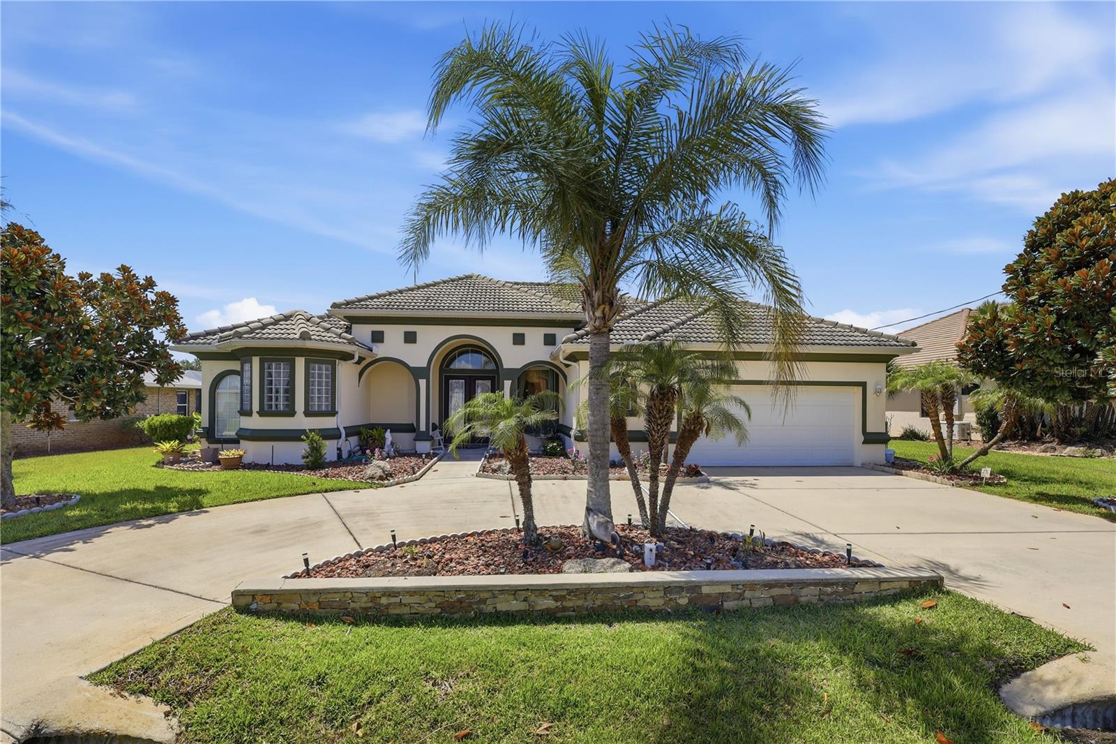 Photo of 15 FLEMING COURT PALM COAST FL 32137