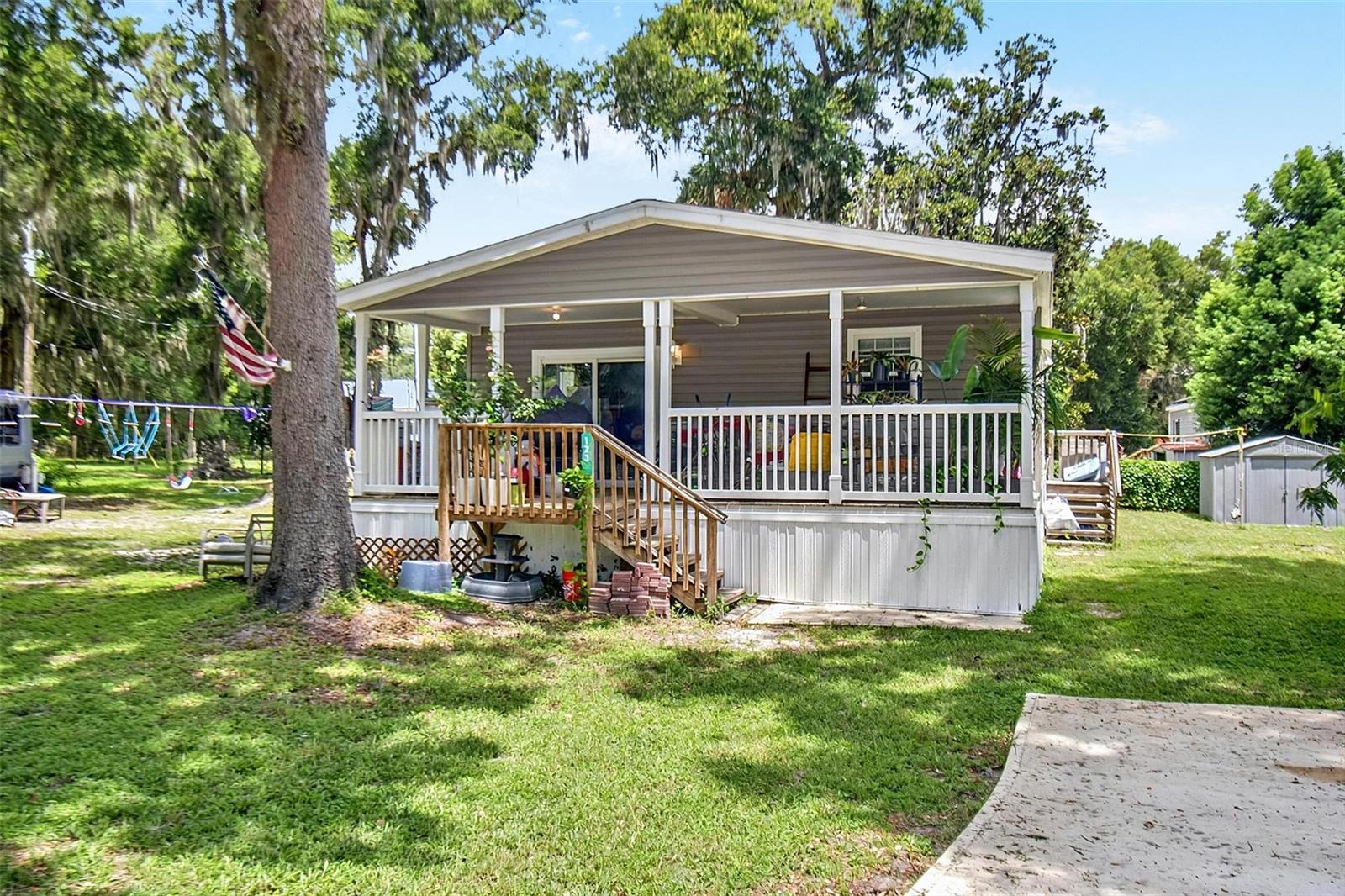 Photo of 123 MAGNOLIA DRIVE SATSUMA FL 32189