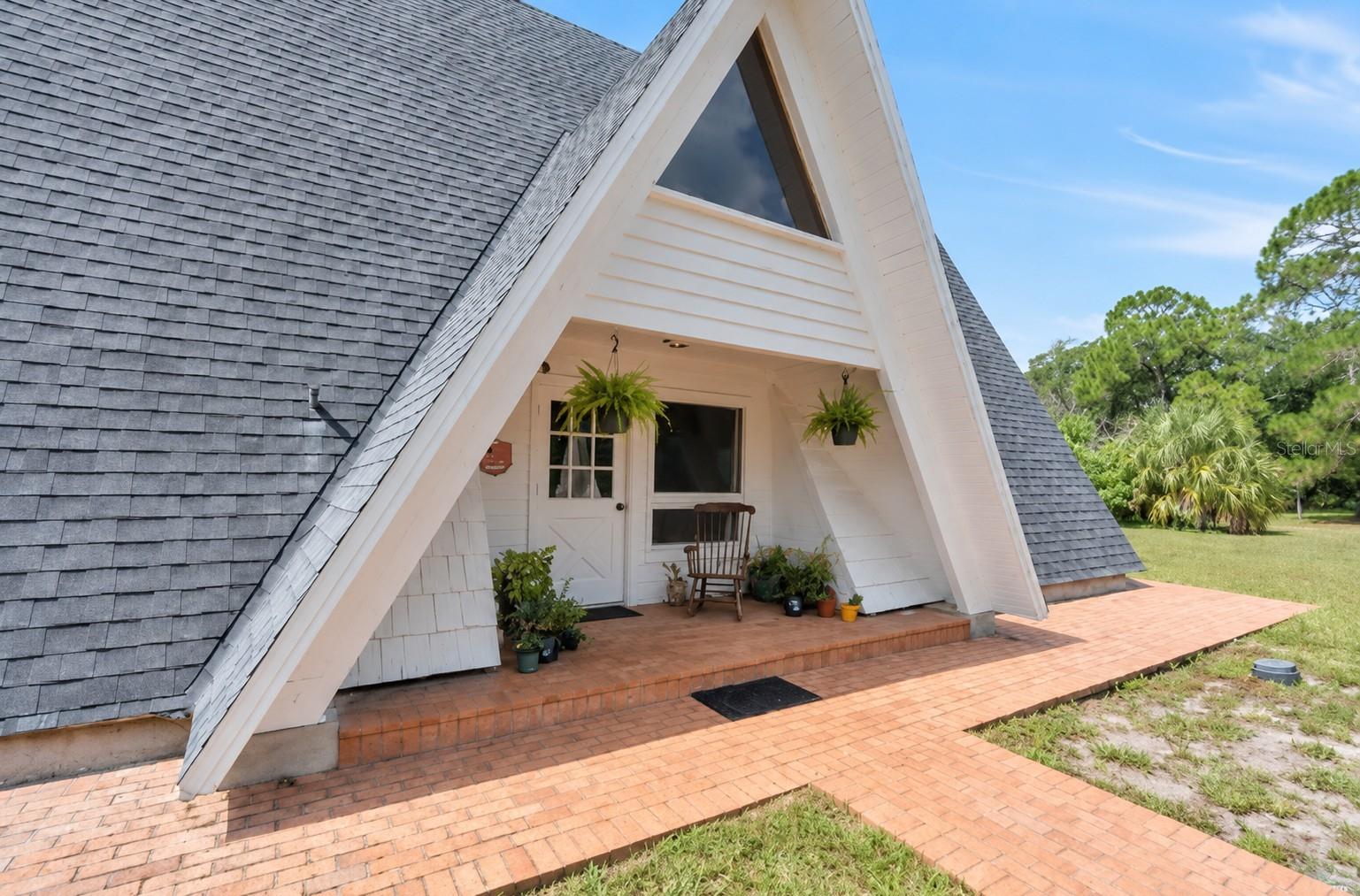 Photo of 2121 DRESSAGE COVE CHULUOTA FL 32766