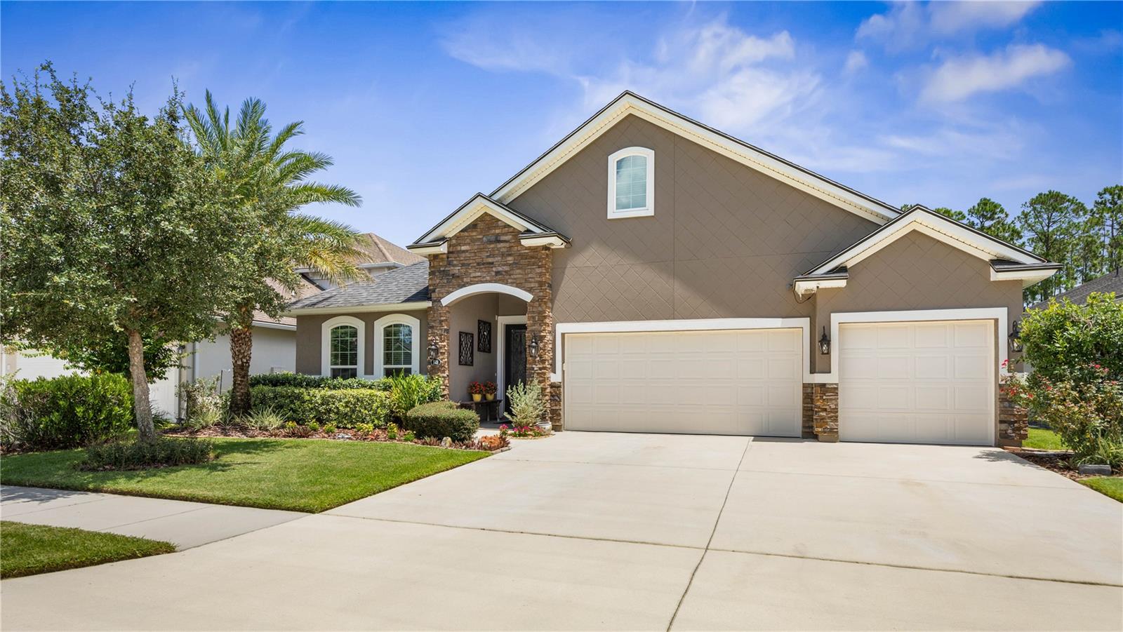 Photo of 148 S COOPERS HAWK WAY PALM COAST FL 32164