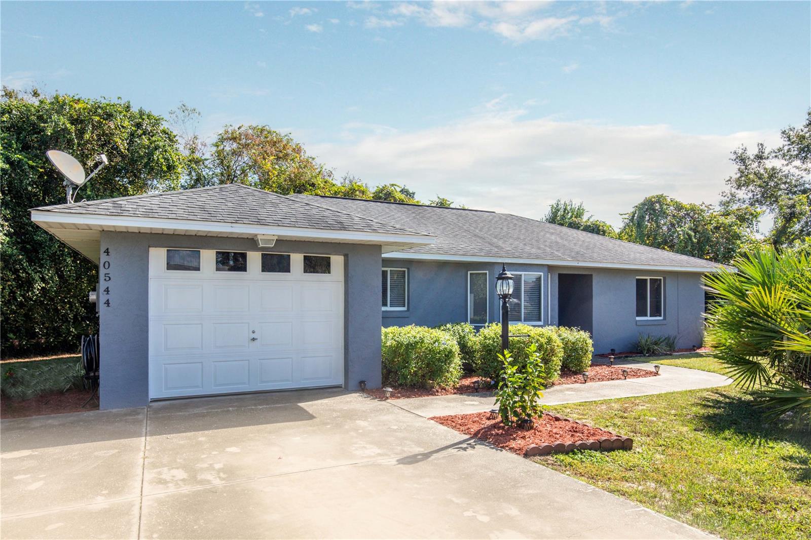 Photo of 40544 E 7TH AVENUE UMATILLA FL 32784