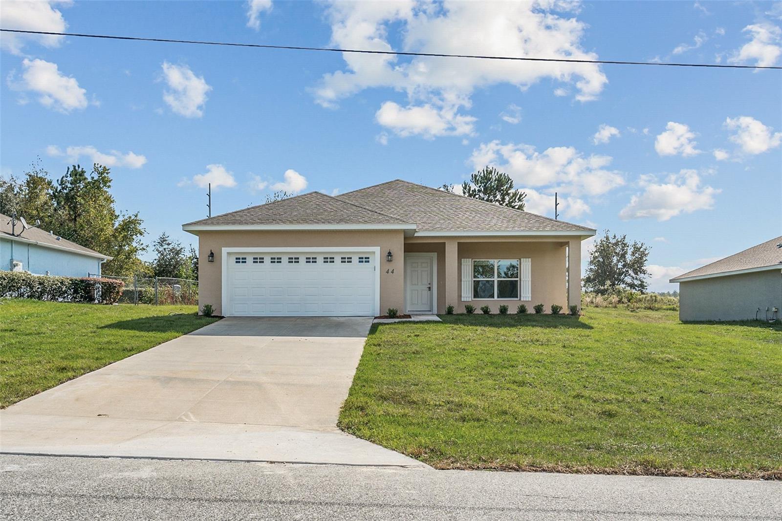 Photo of 44 W LYNNHAVEN PLACE CITRUS SPRINGS FL 34434