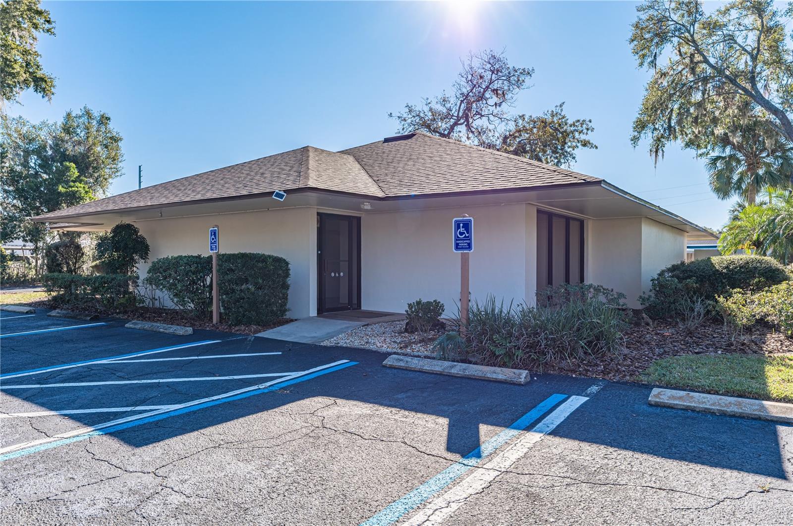 Photo of 801 N BAY STREET EUSTIS FL 32726