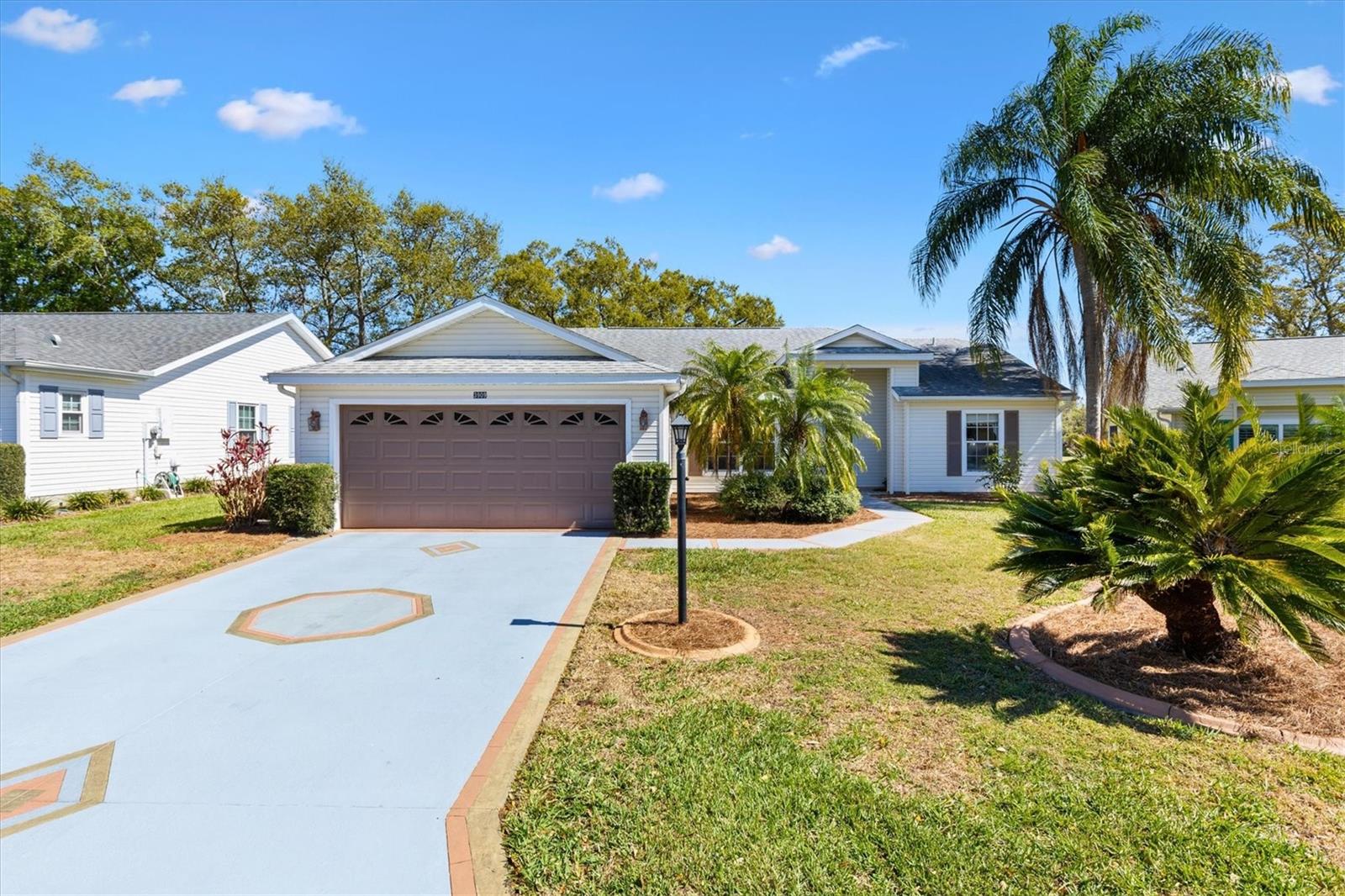 Photo of 3909 RIVER CREST CIRCLE LEESBURG FL 34748