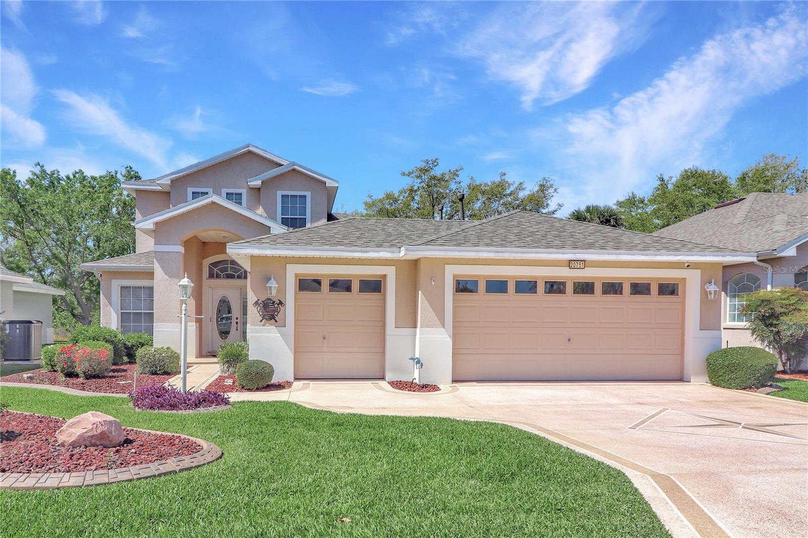 Photo of 20751 QUEEN ALEXANDRA DRIVE LEESBURG FL 34748