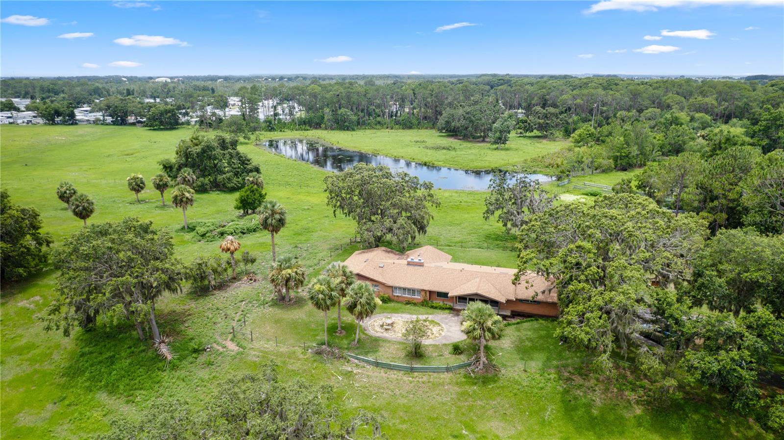 Photo of 11522 DEAD RIVER ROAD TAVARES FL 32778