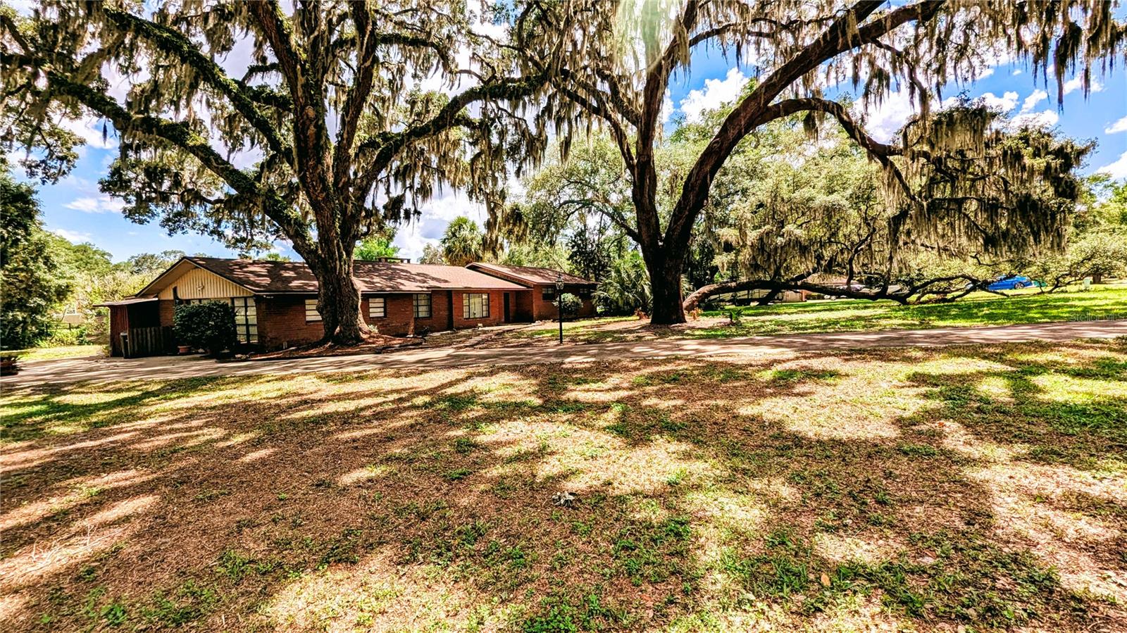 Photo of 5309 COUNTY ROAD 114D WILDWOOD FL 34785