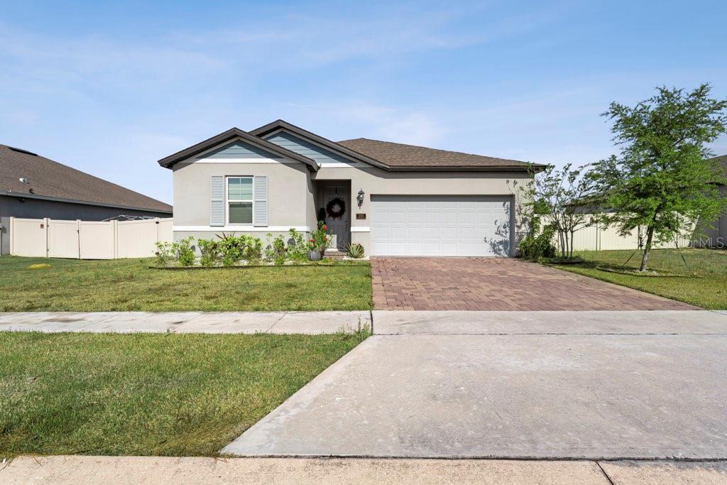 Photo of 245 MESSINA PLACE HOWEY IN THE HILLS FL 34737