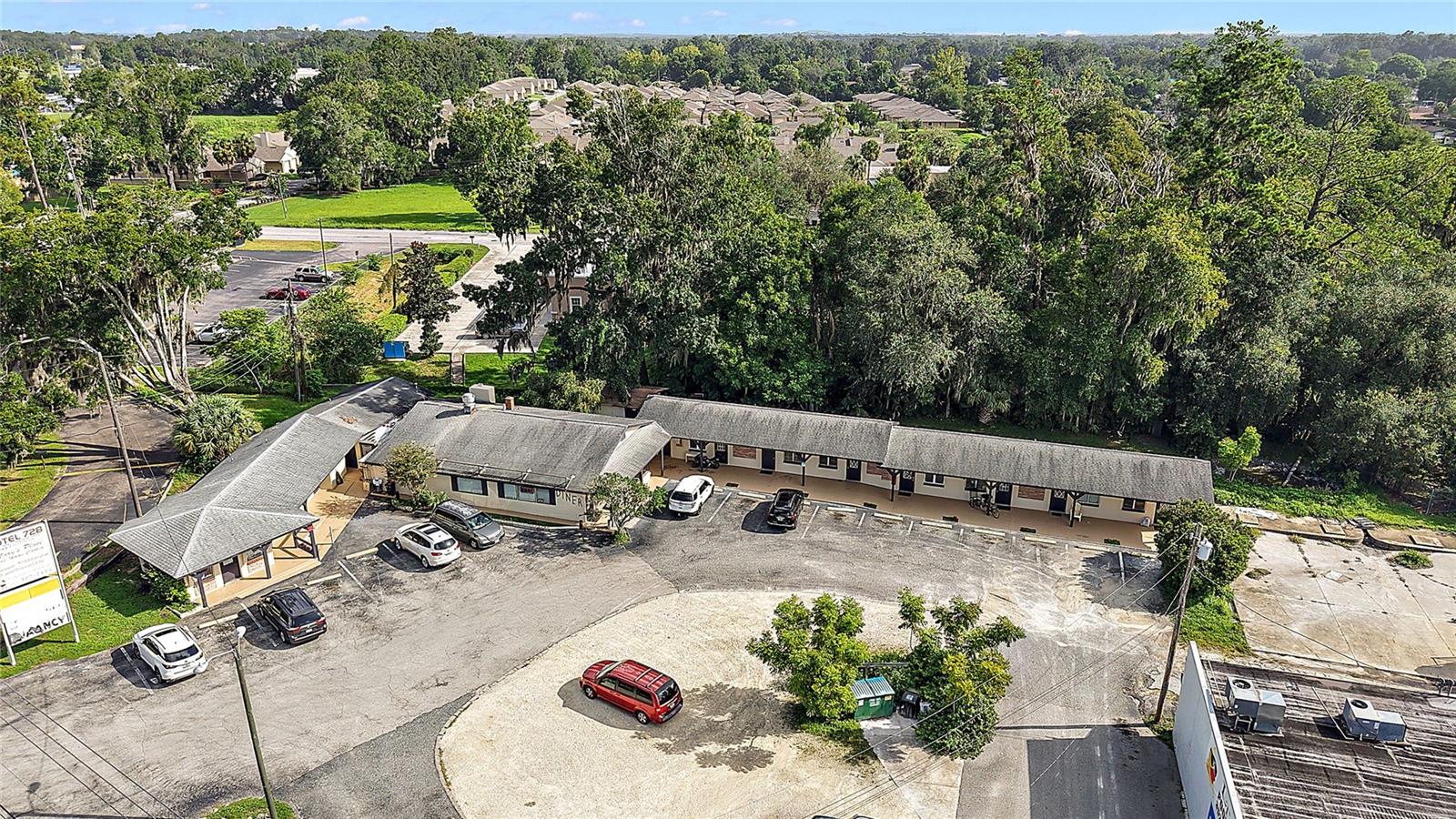 Photo of 5035 SE ABSHIER BOULEVARD #A BELLEVIEW FL 34420