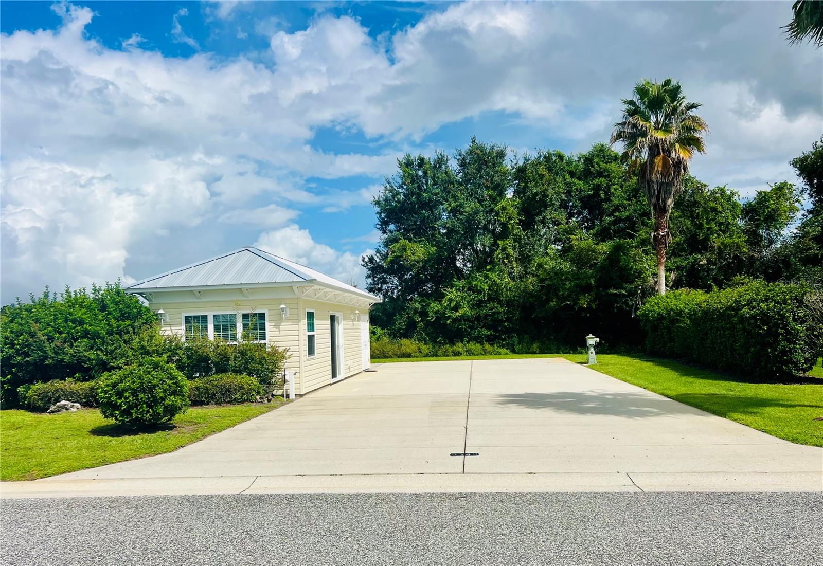 Photo of 9349 SE 49TH TERRACE WEBSTER FL 33597