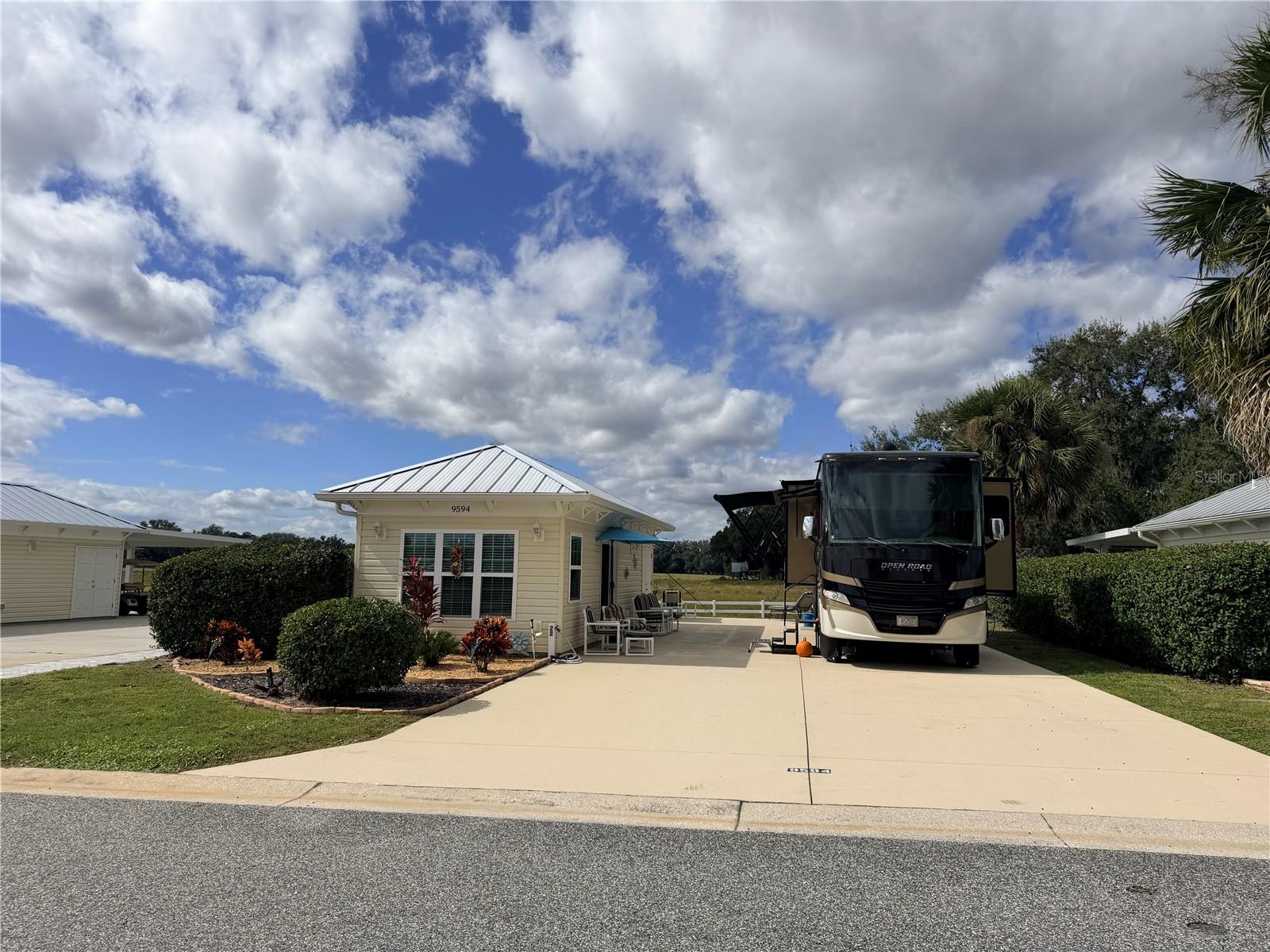 Photo of 9594 SE 47TH WAY WEBSTER FL 33597