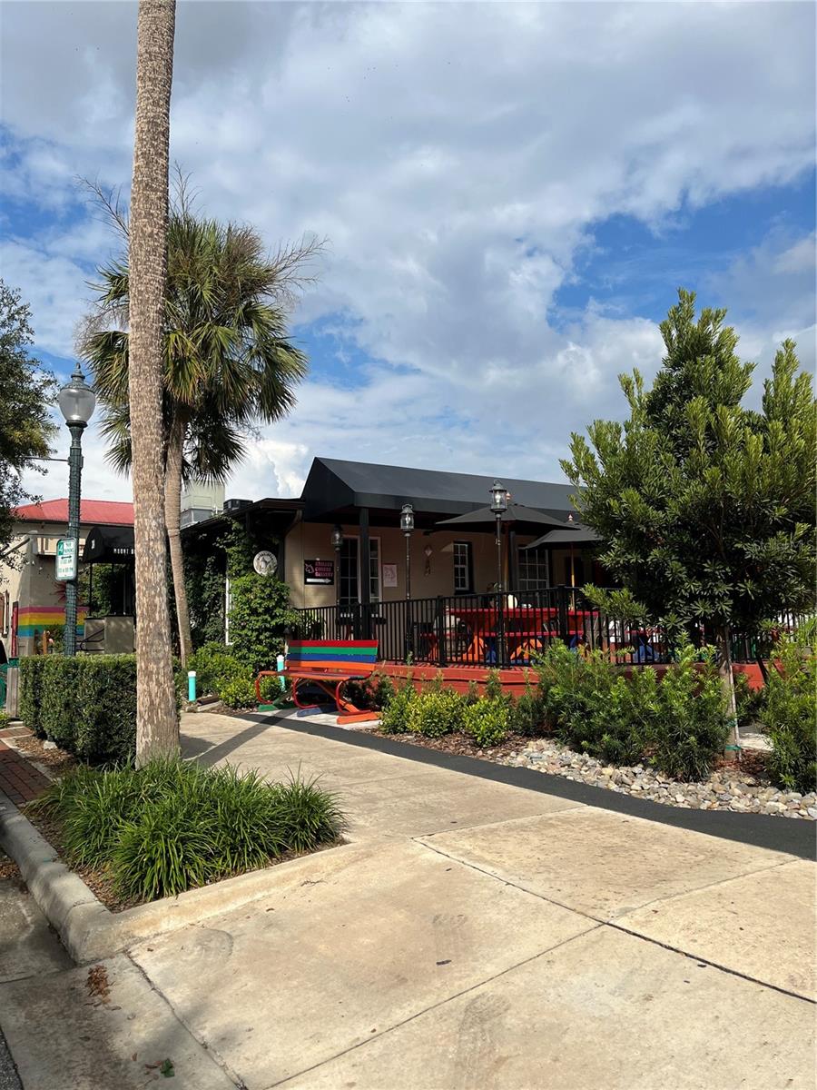 Photo of 334 N DONNELLY STREET MOUNT DORA FL 32757