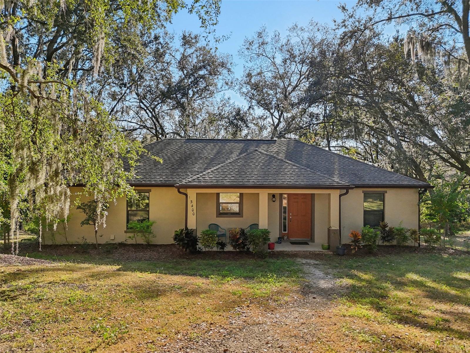 Photo of 13400 COUNTY ROAD 450 UMATILLA FL 32784