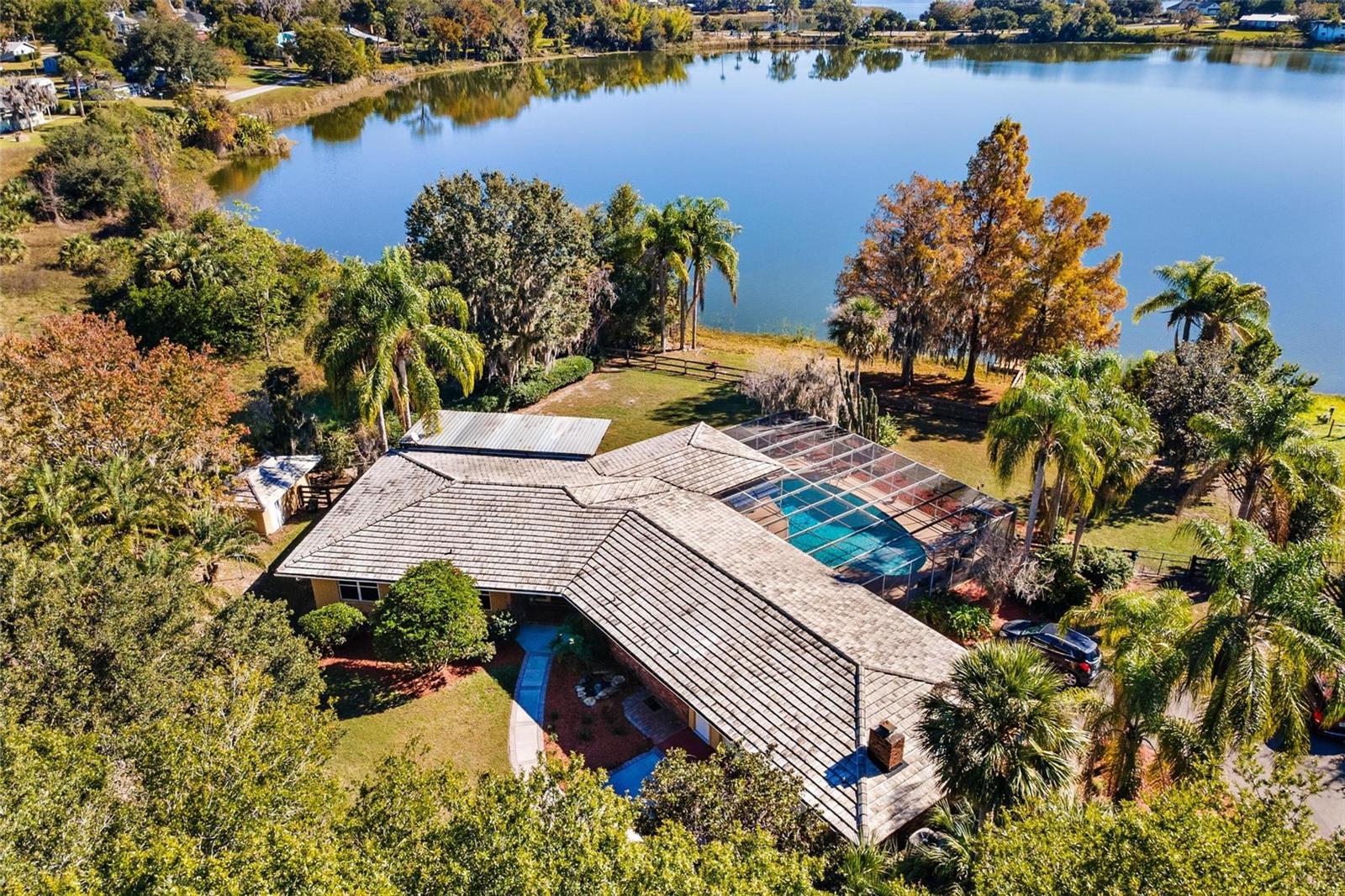 Photo of 475 GUERRANT STREET UMATILLA FL 32784