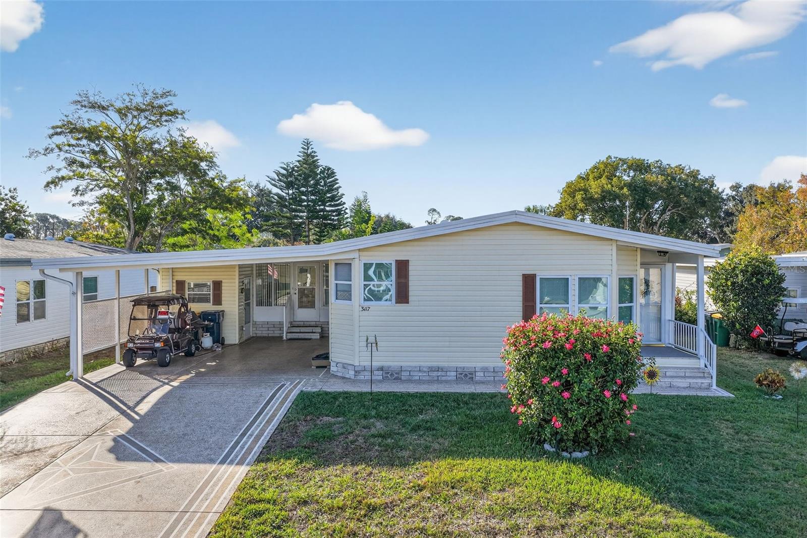 Photo of 3117 MANATEE ROAD TAVARES FL 32778