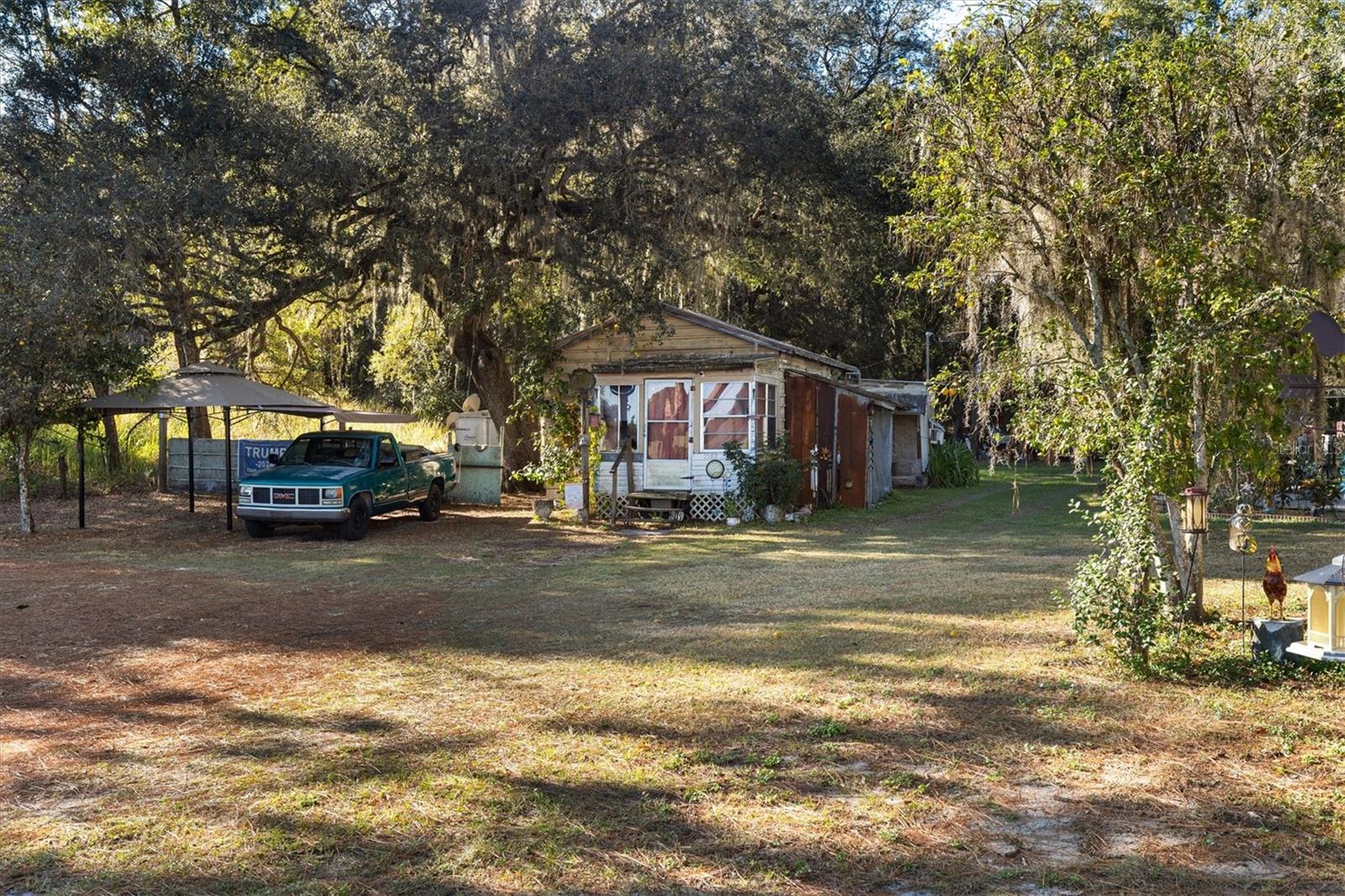 Photo of 1582 S US 301 SUMTERVILLE FL 33585