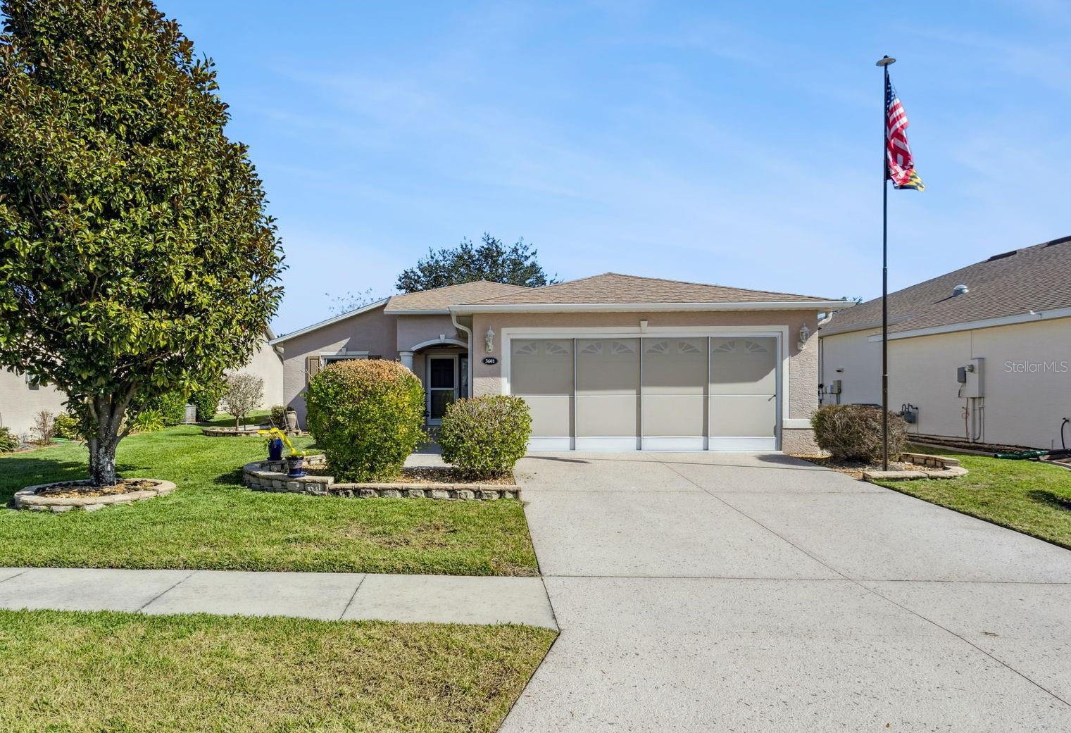 Photo of 3601 ARLINGTON RIDGE BOULEVARD LEESBURG FL 34748