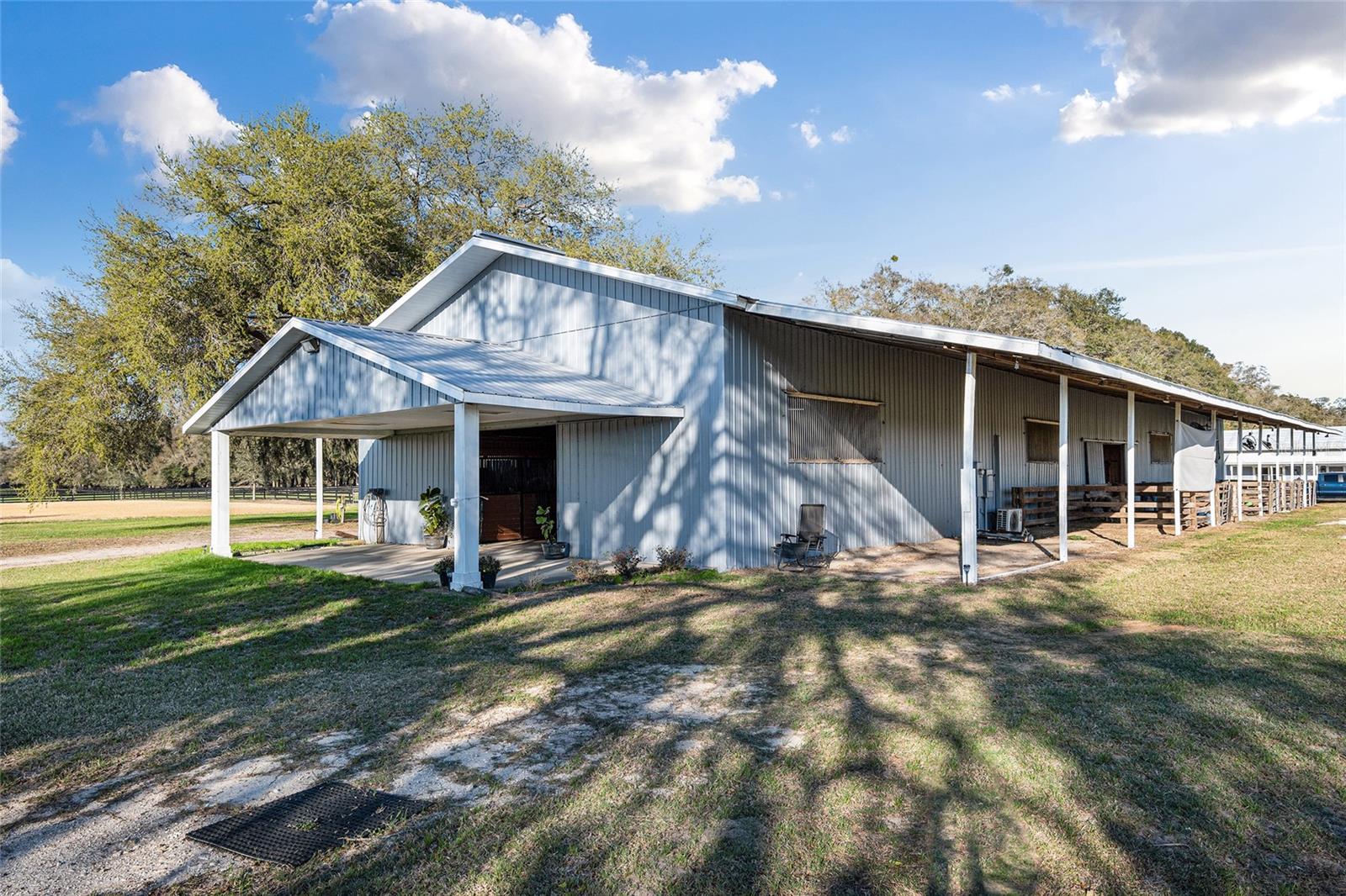 Photo of 815 SE 145TH STREET SUMMERFIELD FL 34491