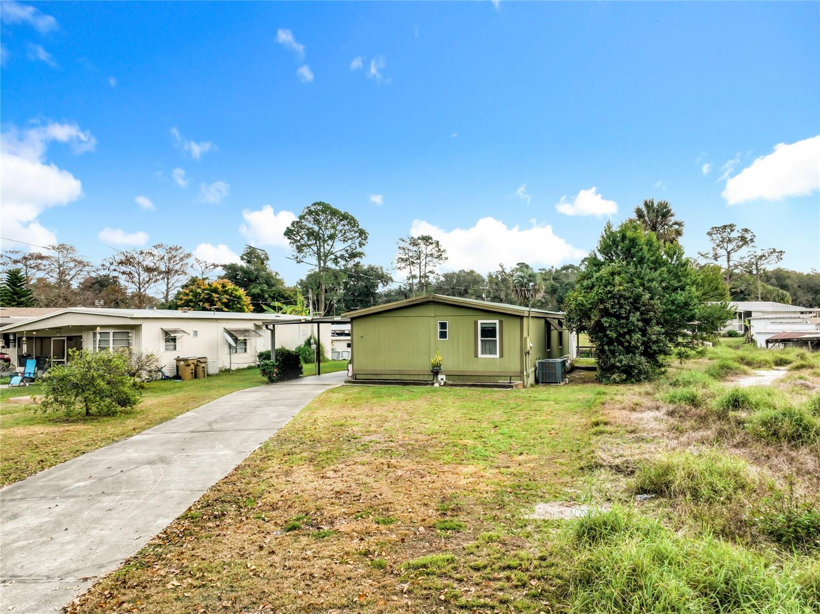 Photo of 13508 PALM DRIVE ASTATULA FL 34705