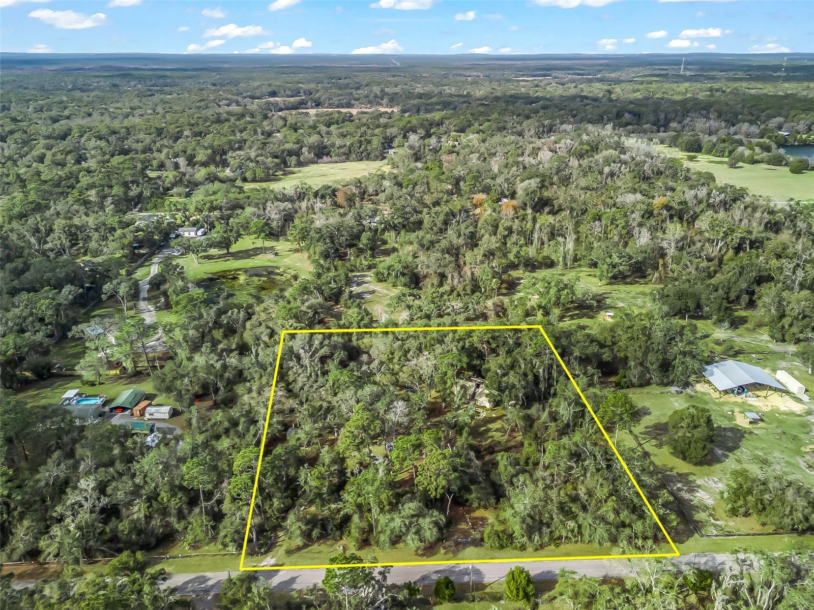 Photo of 11398 CR 682 WEBSTER FL 33597