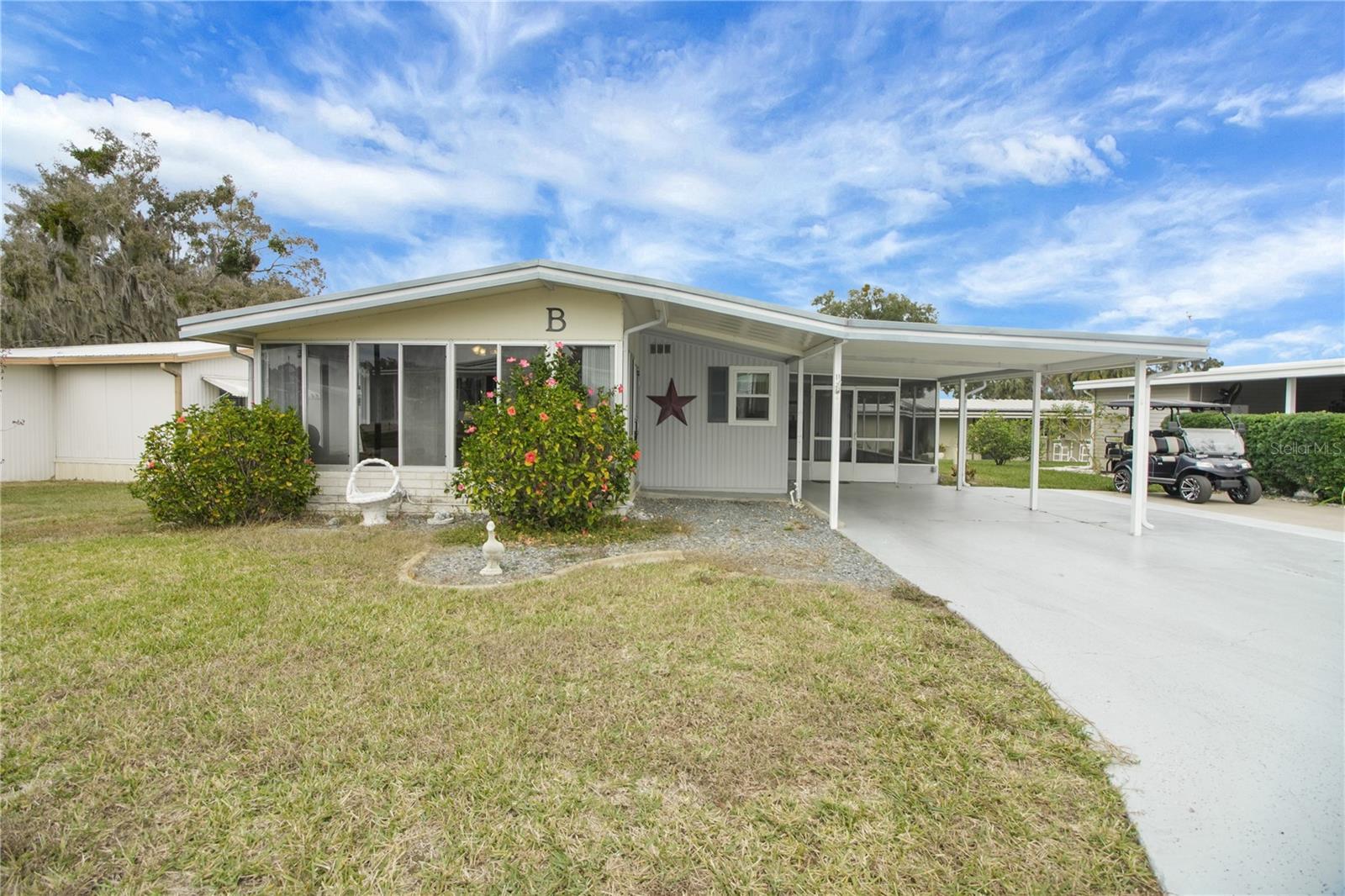 Photo of 11 ORANGEWOOD DRIVE FRUITLAND PARK FL 34731