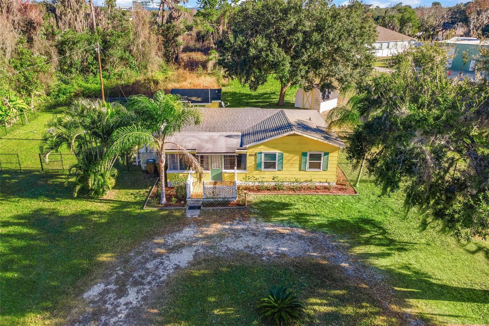 Photo of 32828 LAKE EUSTIS DRIVE TAVARES FL 32778