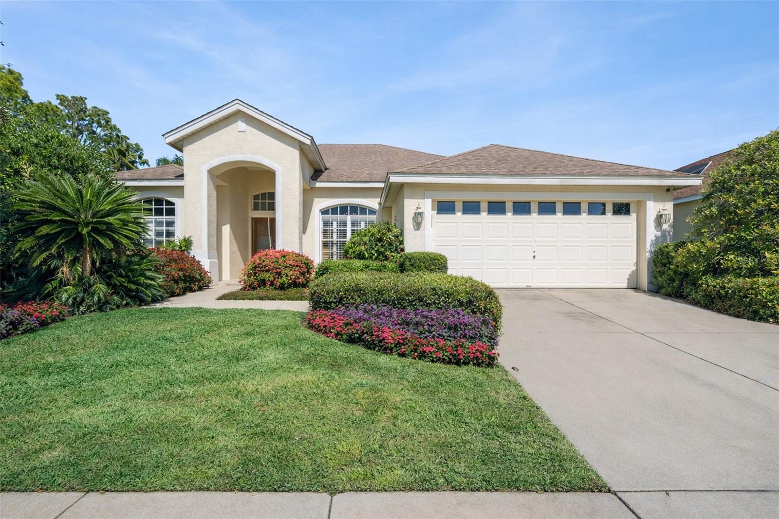 Photo of 8032 PINE HOLLOW DRIVE MOUNT DORA FL 32757