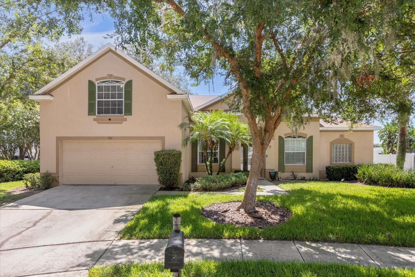 Photo of 100 HOLLYBROOK COURT DAVENPORT FL 33897