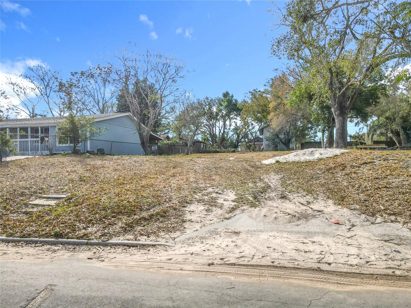 Photo of 309 WEAVER AVENUE LAKE WALES FL 33853