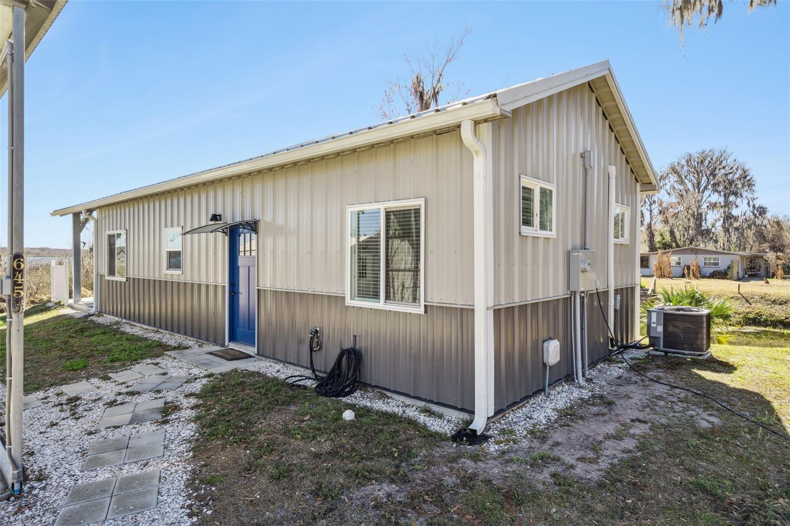 Photo of 645 CR 485A LAKE PANASOFFKEE FL 33538