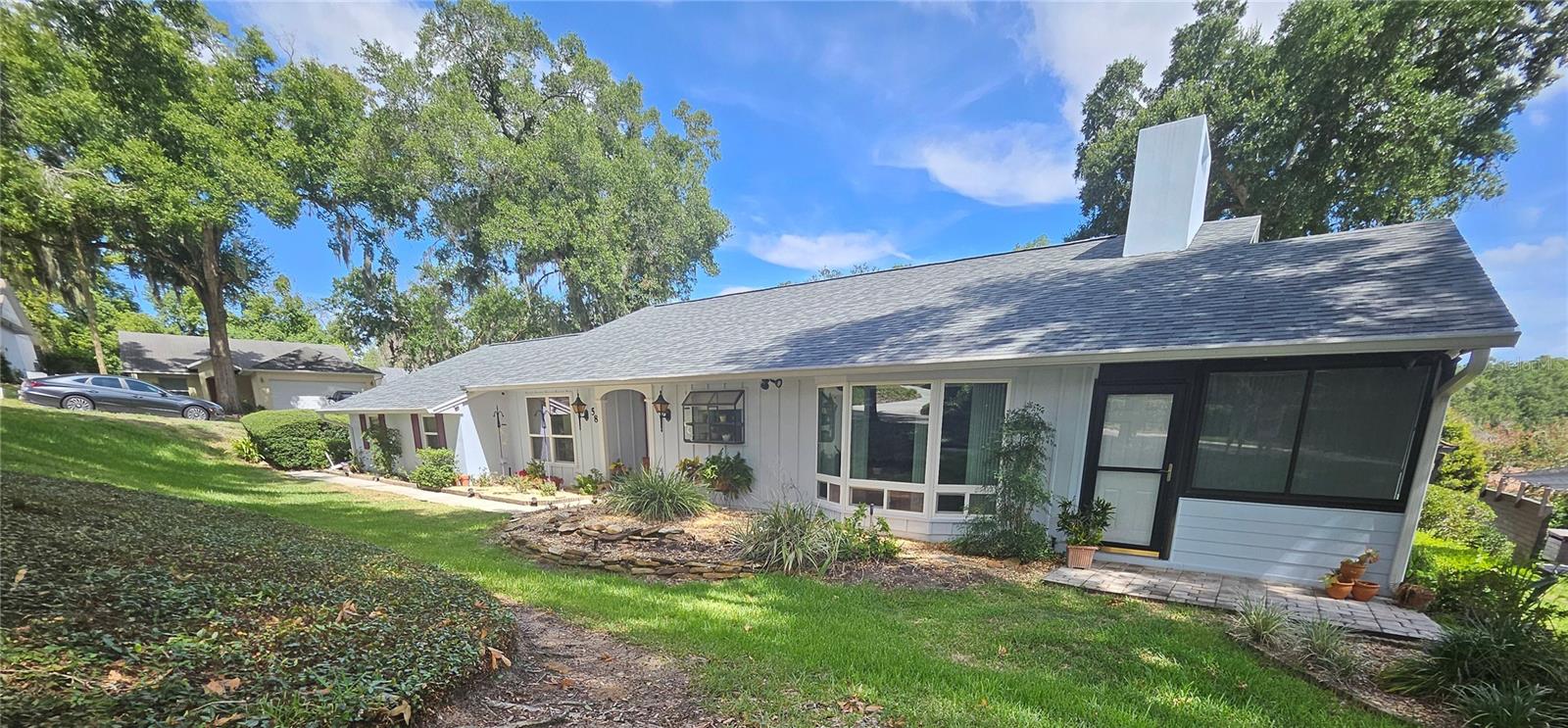 Photo of 58 TOWNHILL DRIVE EUSTIS FL 32726