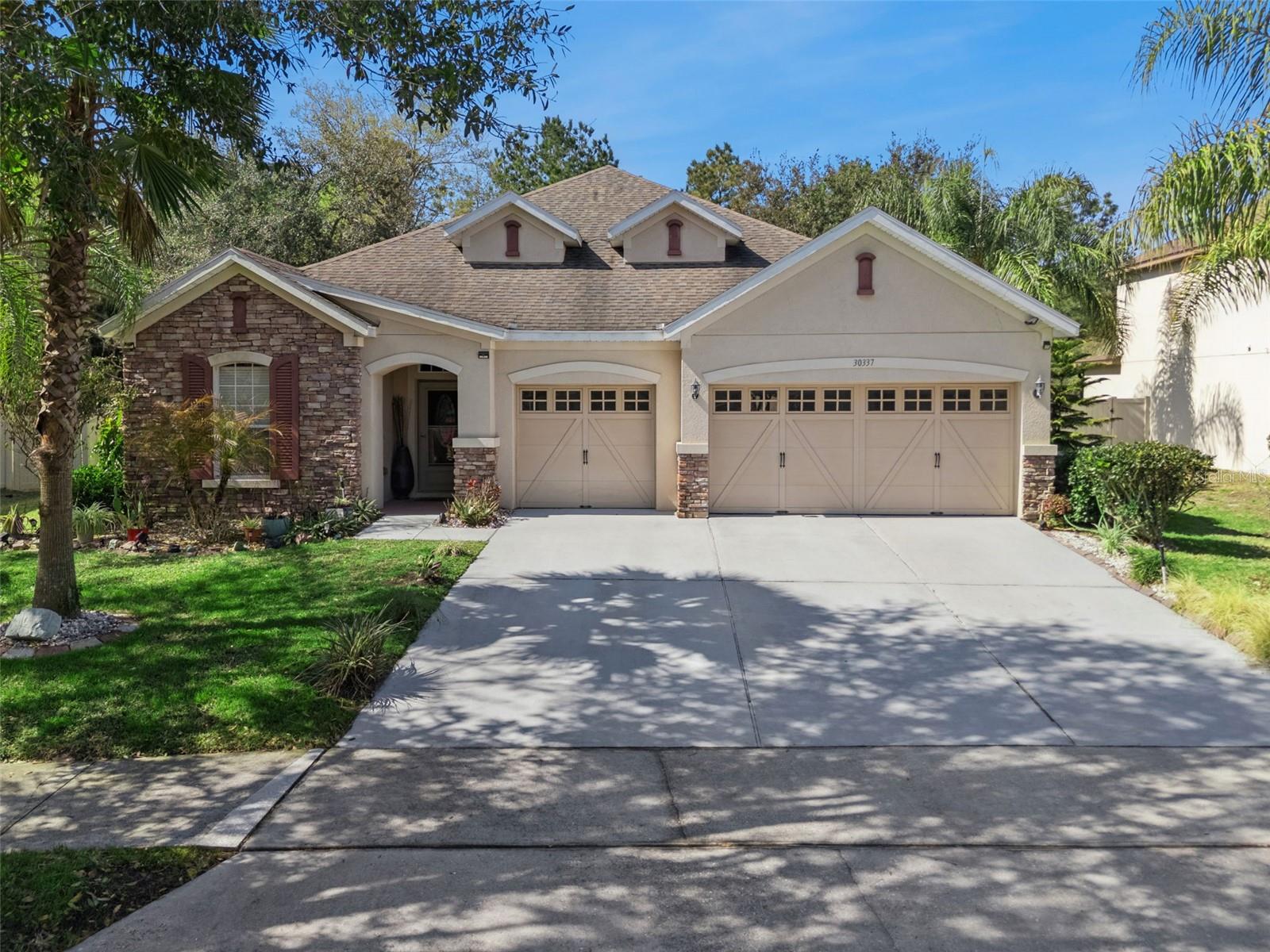 Photo of 30337 GIDRAN TERRACE MOUNT DORA FL 32757
