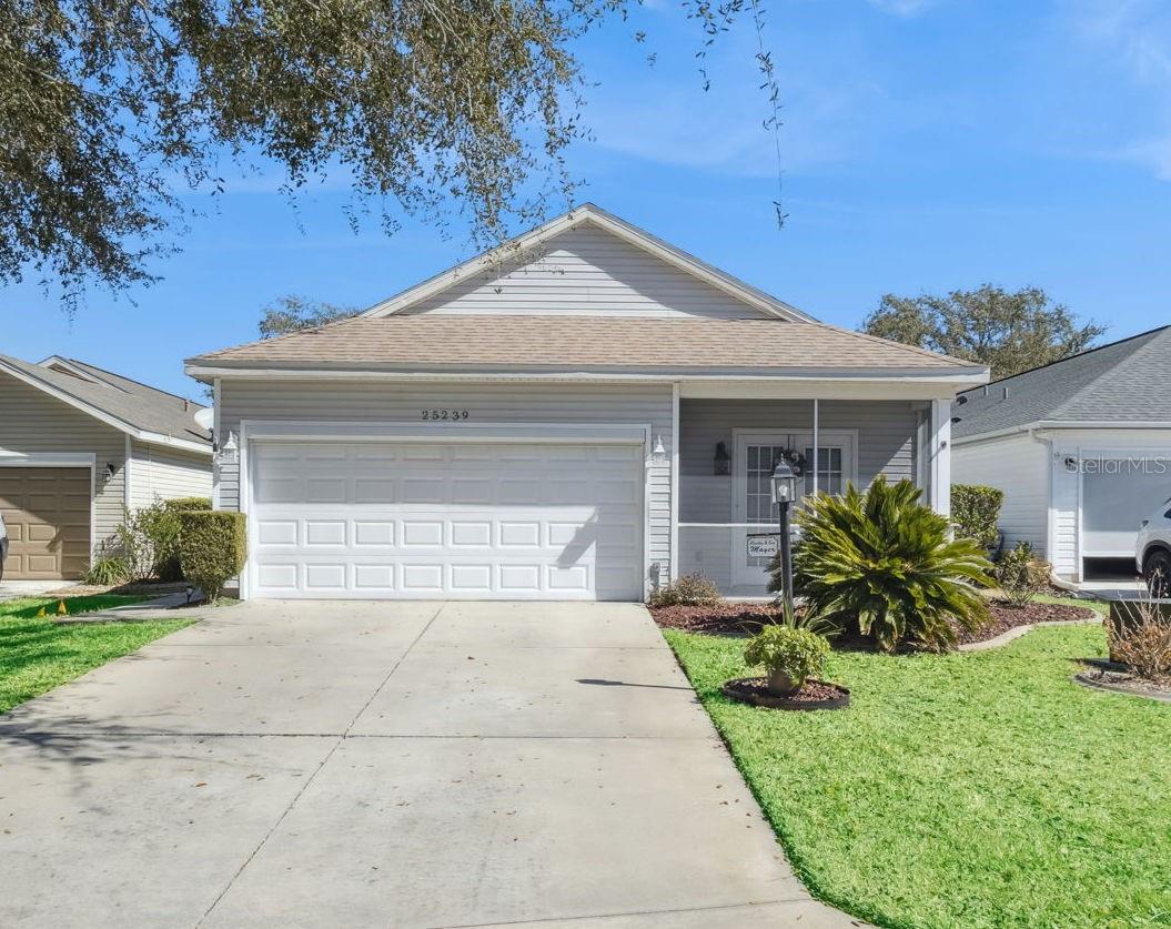 Photo of 25239 CRANES ROOST CIRCLE LEESBURG FL 34748