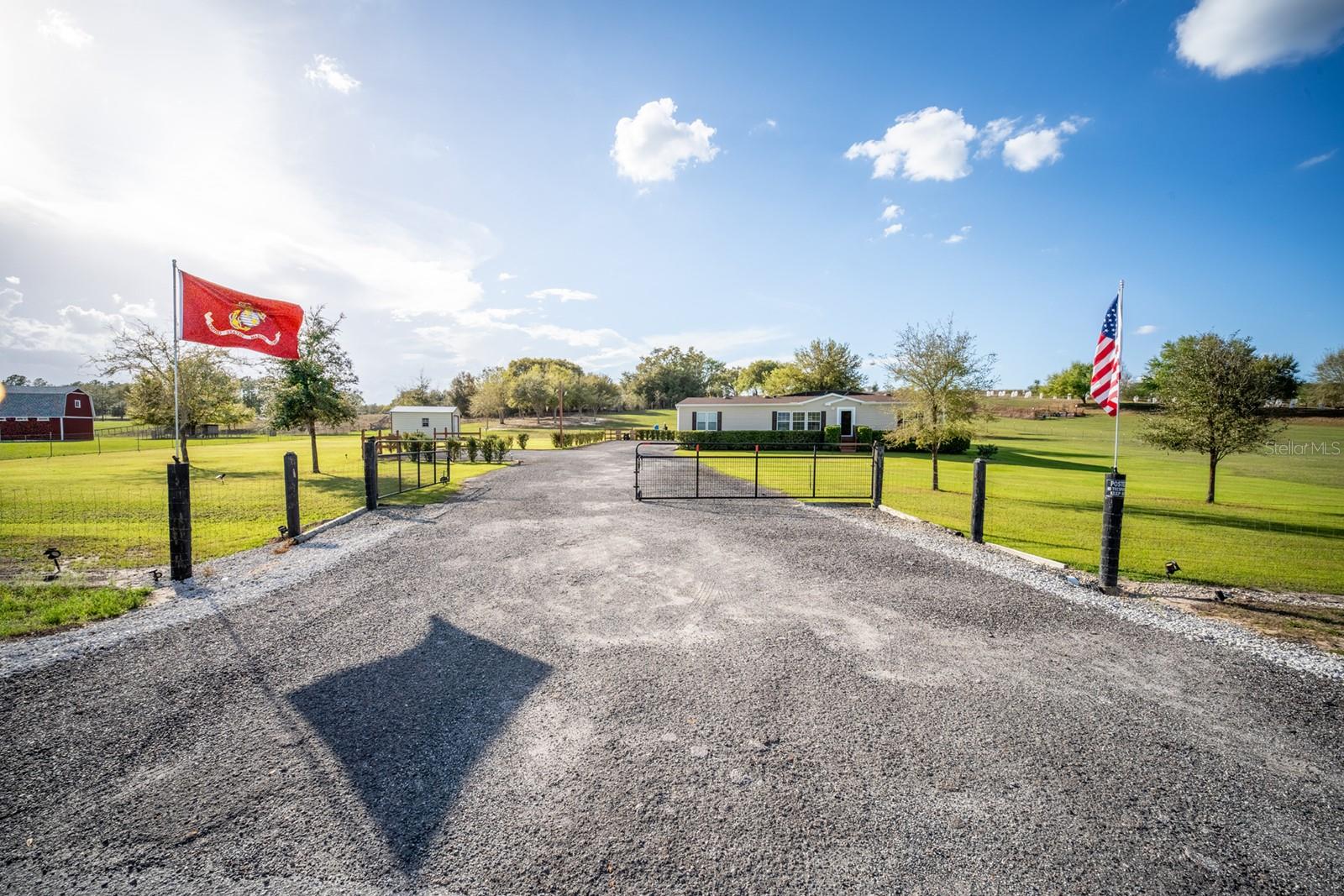 Photo of 8013 SERGEANT PEPPER DR HOWEY IN THE HILLS FL 34737