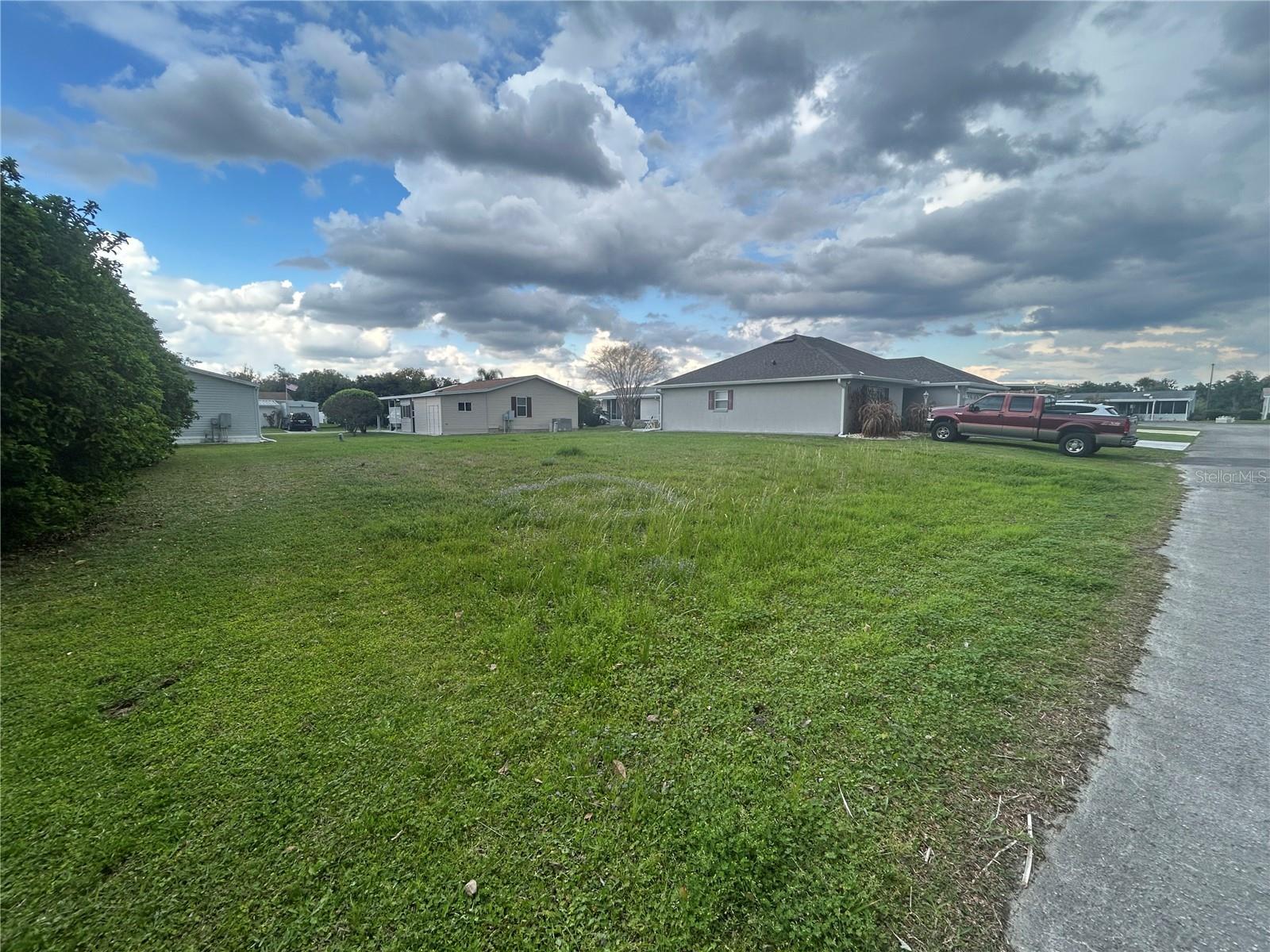 Photo of 5198 OXFORD COURT WILDWOOD FL 34785