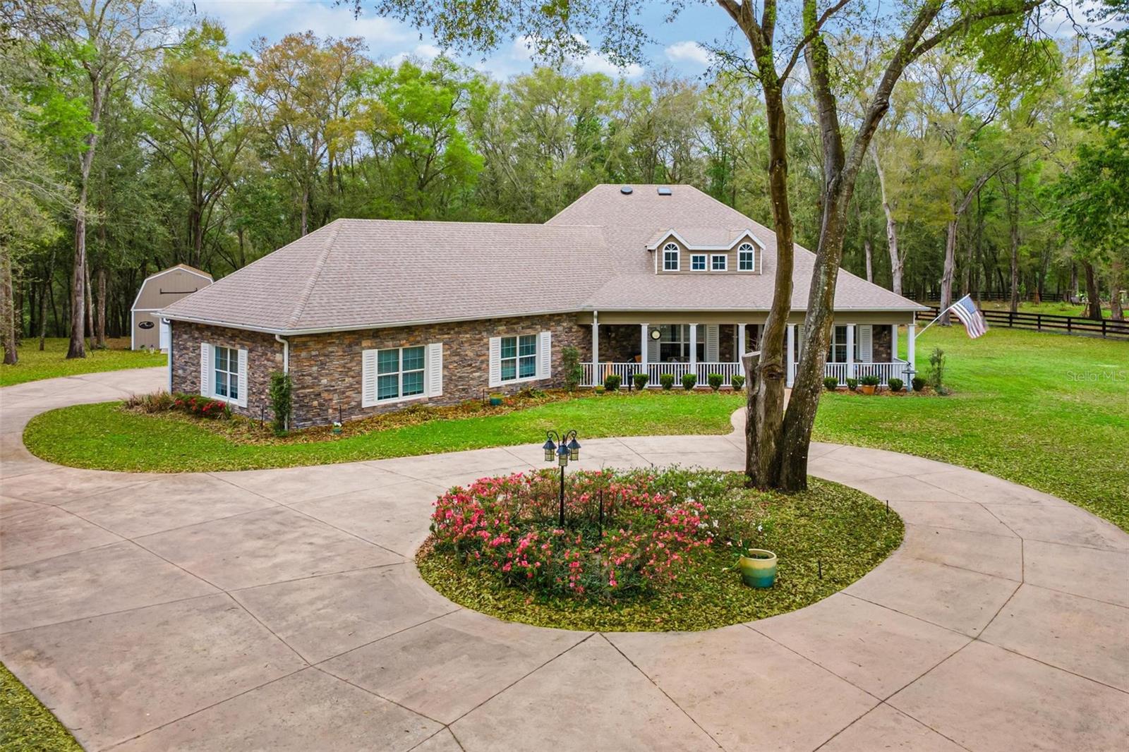 Photo of 35629 SENECA RESERVE DRIVE EUSTIS FL 32736