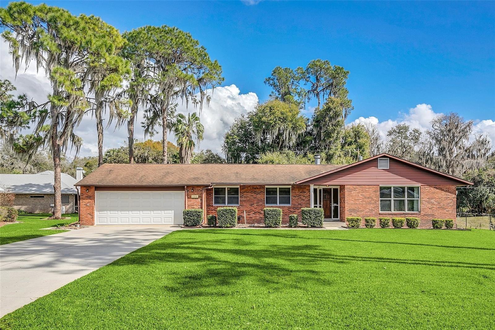 Photo of 111 CARDINAL LANE EUSTIS FL 32726