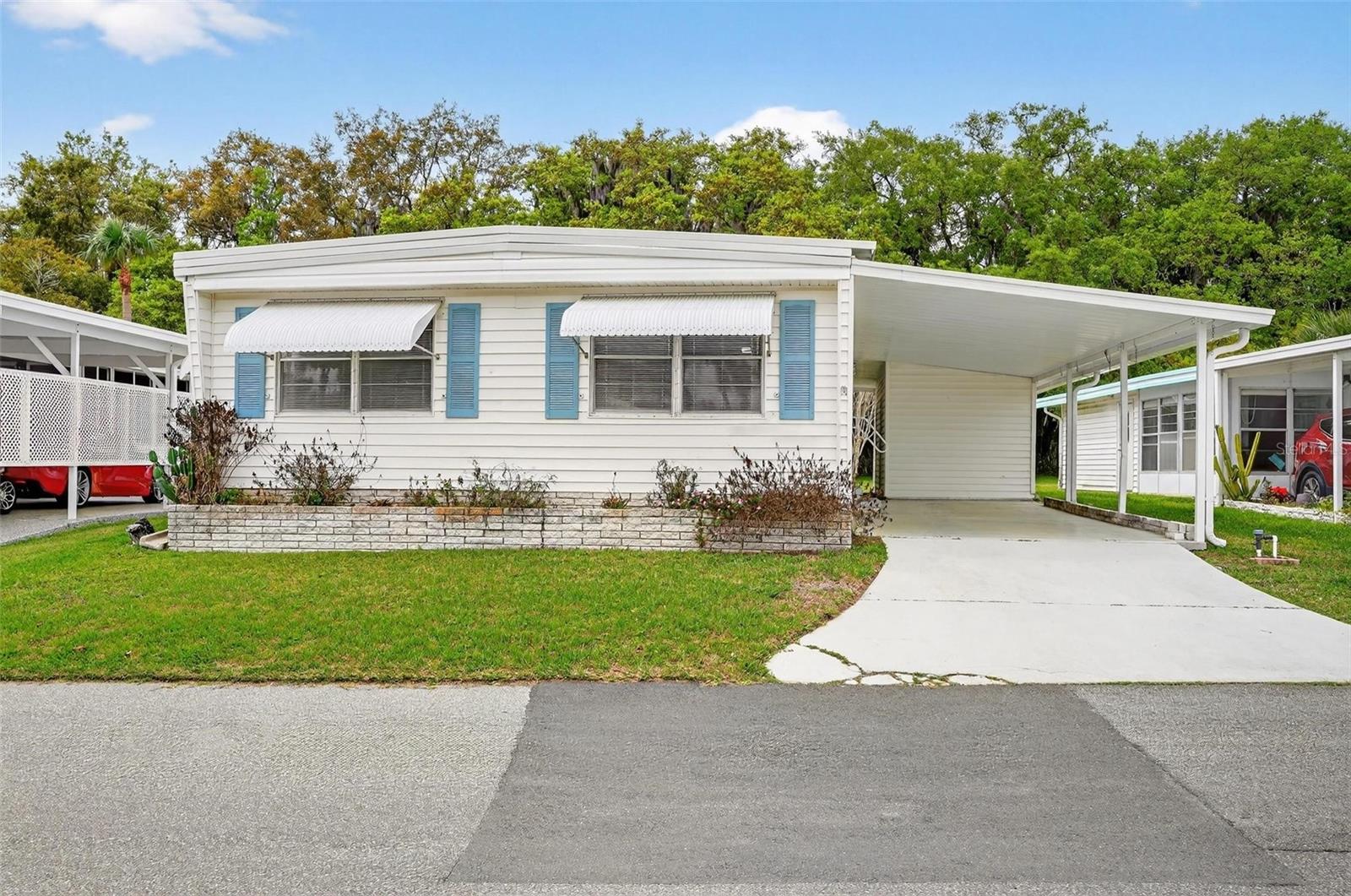 Photo of 7 COCOS PLUMOSA DRIVE #A EUSTIS FL 32726