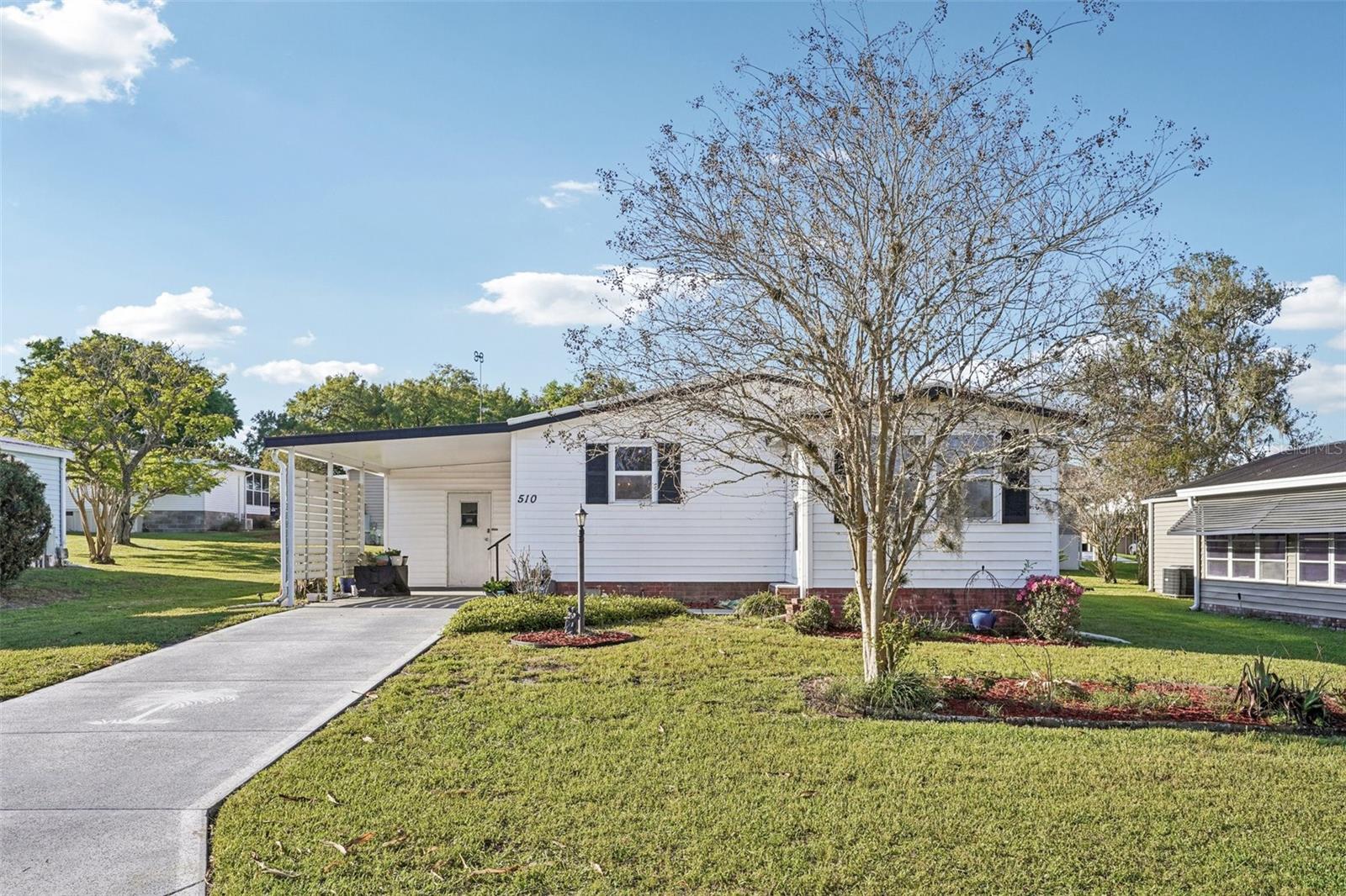 Photo of 510 BONITA DRIVE LADY LAKE FL 32159