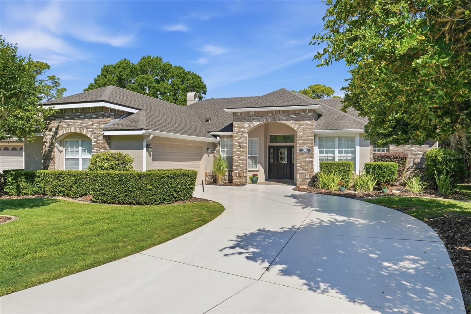 Photo of 1941 CITRUS COURT MOUNT DORA FL 32757