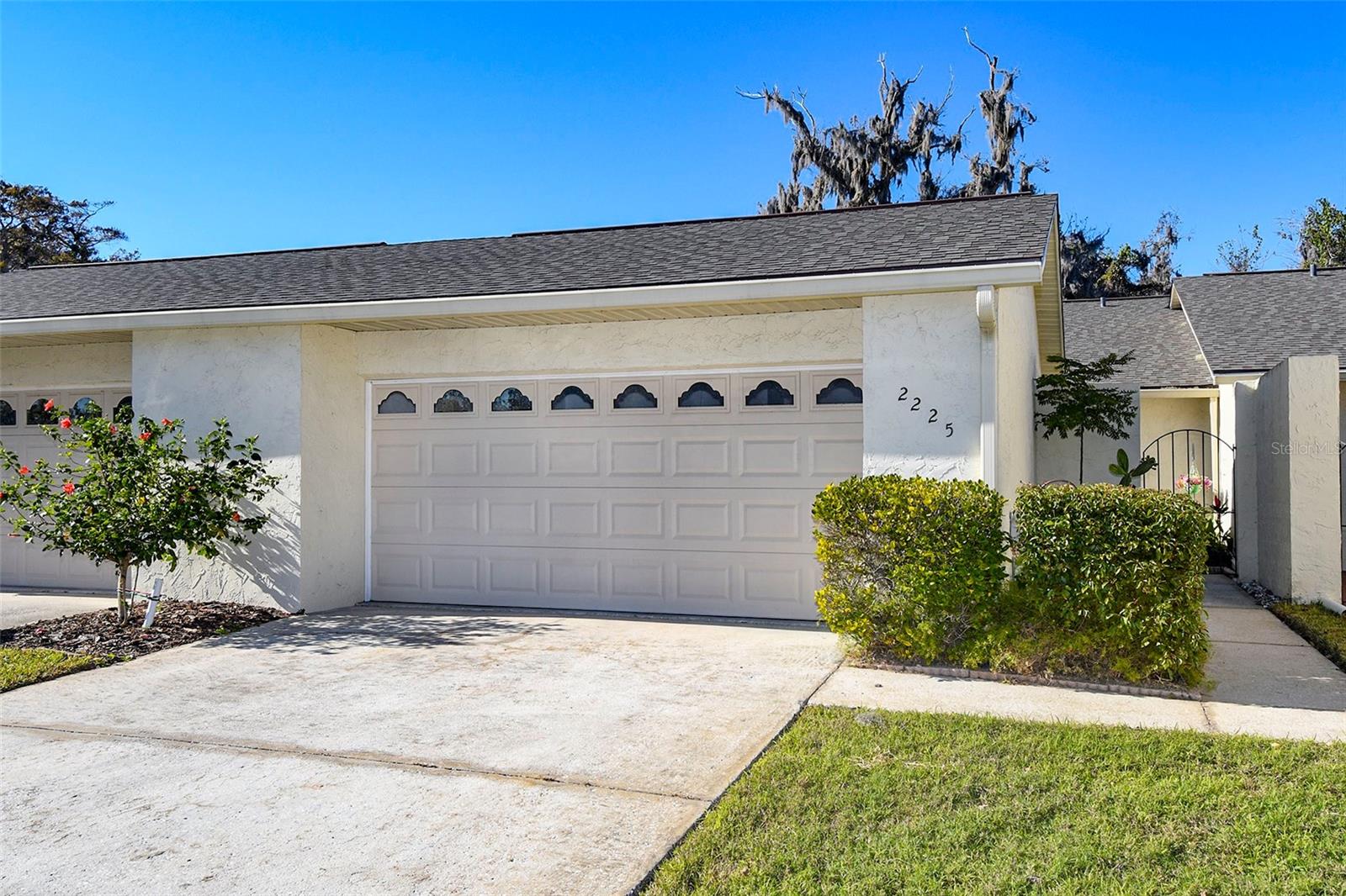 Photo of 2225 CYPRESS COURT #2C TAVARES FL 32778