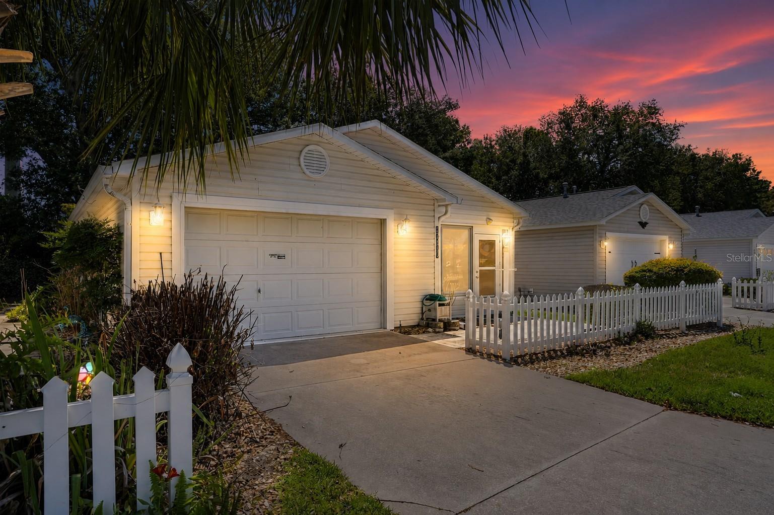 Photo of 17263 SE 93RD DEMOSS COURT THE VILLAGES FL 32162