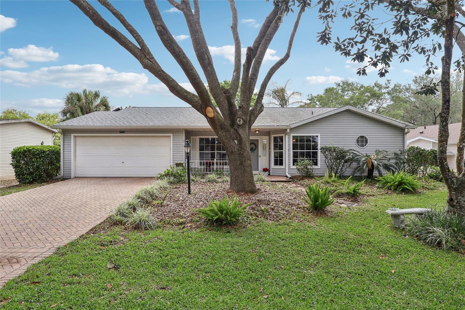 Photo of 25723 BELLE ALLIANCE LEESBURG FL 34748