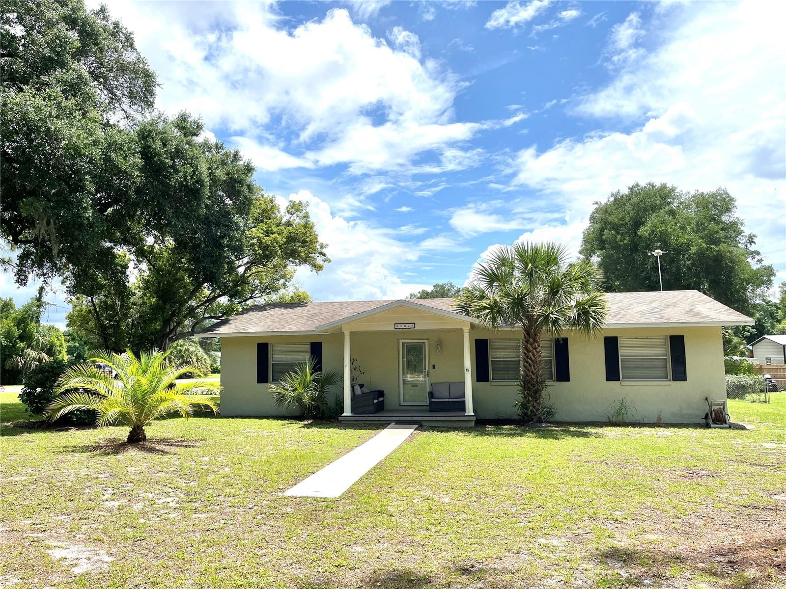 Photo of 407 POINSETTIA AVENUE FRUITLAND PARK FL 34731