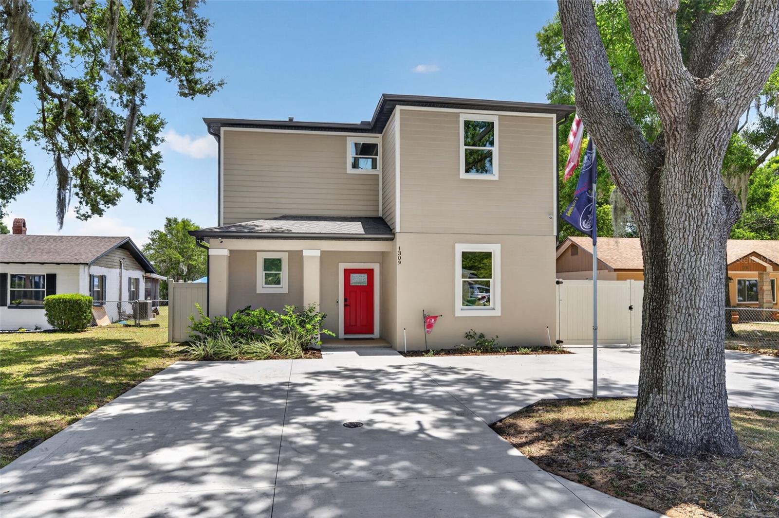 Photo of 1309 S CENTER STREET EUSTIS FL 32726