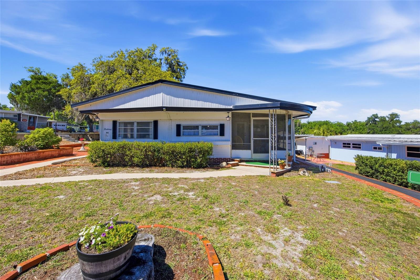 Photo of 3896 PICCIOLA ROAD #411 FRUITLAND PARK FL 34731