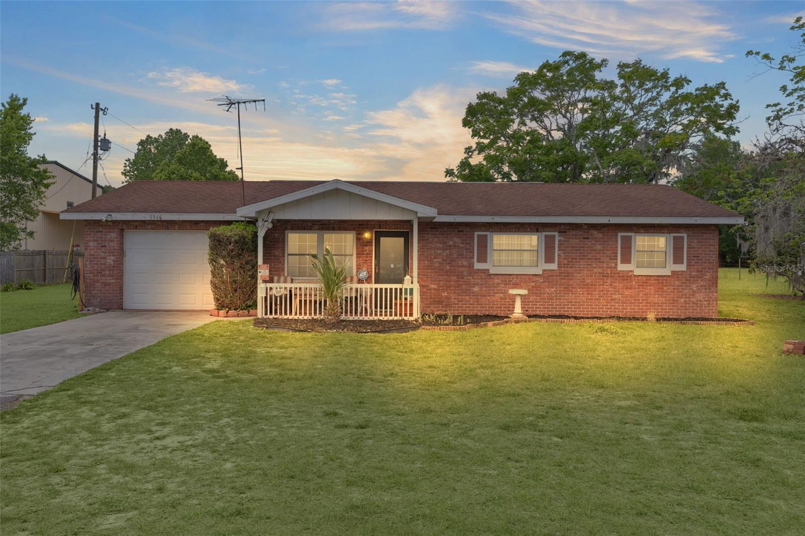 Photo of 5946 SR 471 BUSHNELL FL 33513